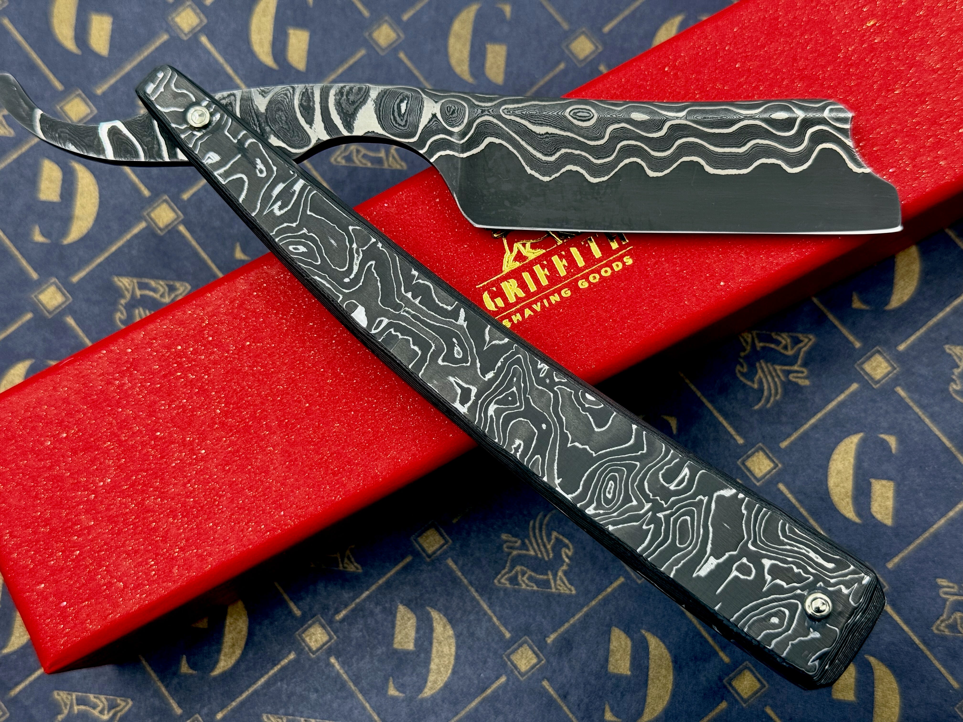 Griffith 13/16 Nickel & Steel Damascus San Mai Quarter Hollow - Carbon Scales Artisan Straight Razor