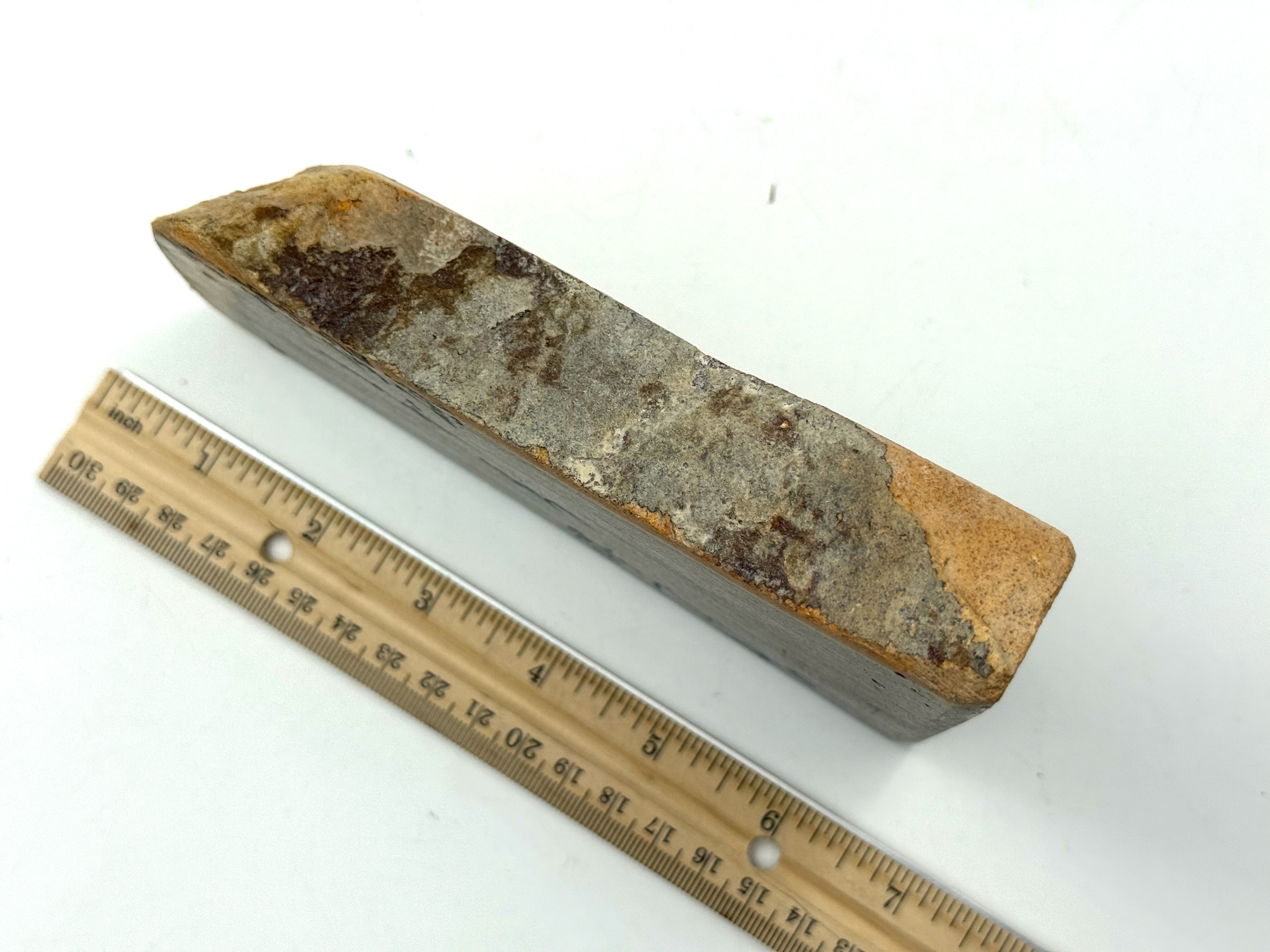 Iyoto KoKuro Aka (Small Black and Red) Medium Grit Japanese Natural Whetstone