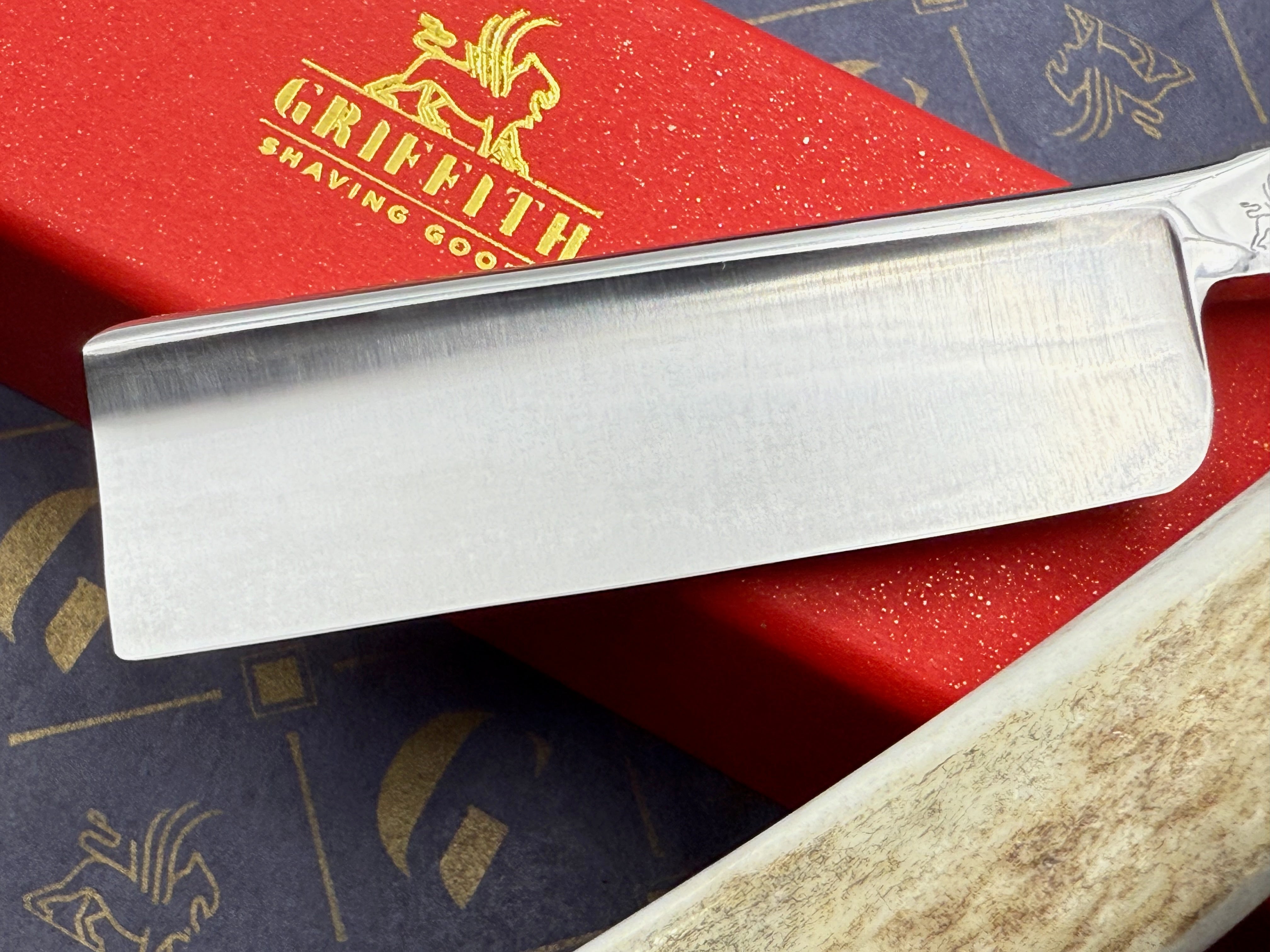 Griffith 15/16 Stainless Steel Full Hollow Blade - Elk Antler Scales Artisan Straight Razor