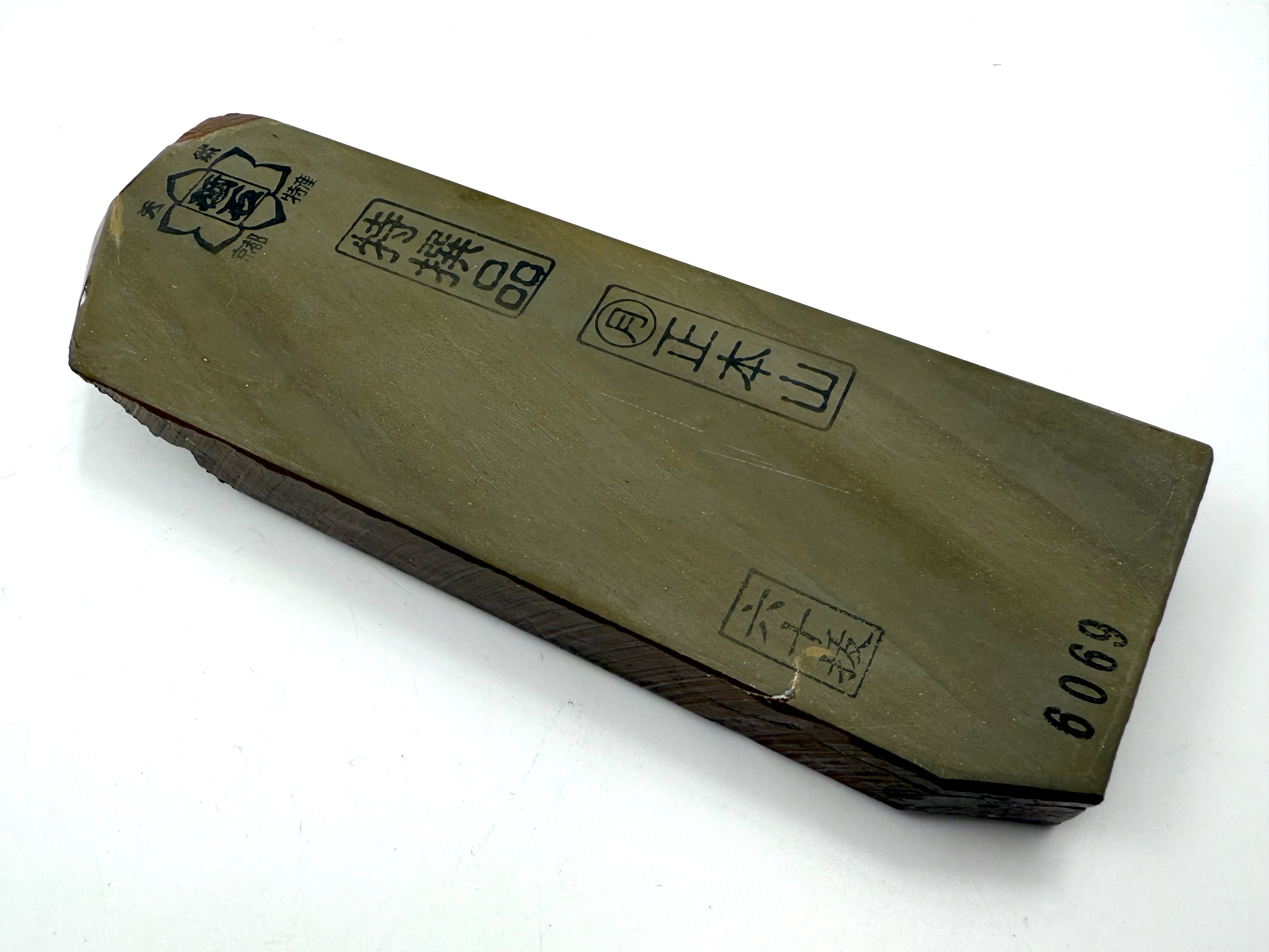 Tsukinowa Tomae Asagi Karasu Japanese Natural Finishing Whetstone