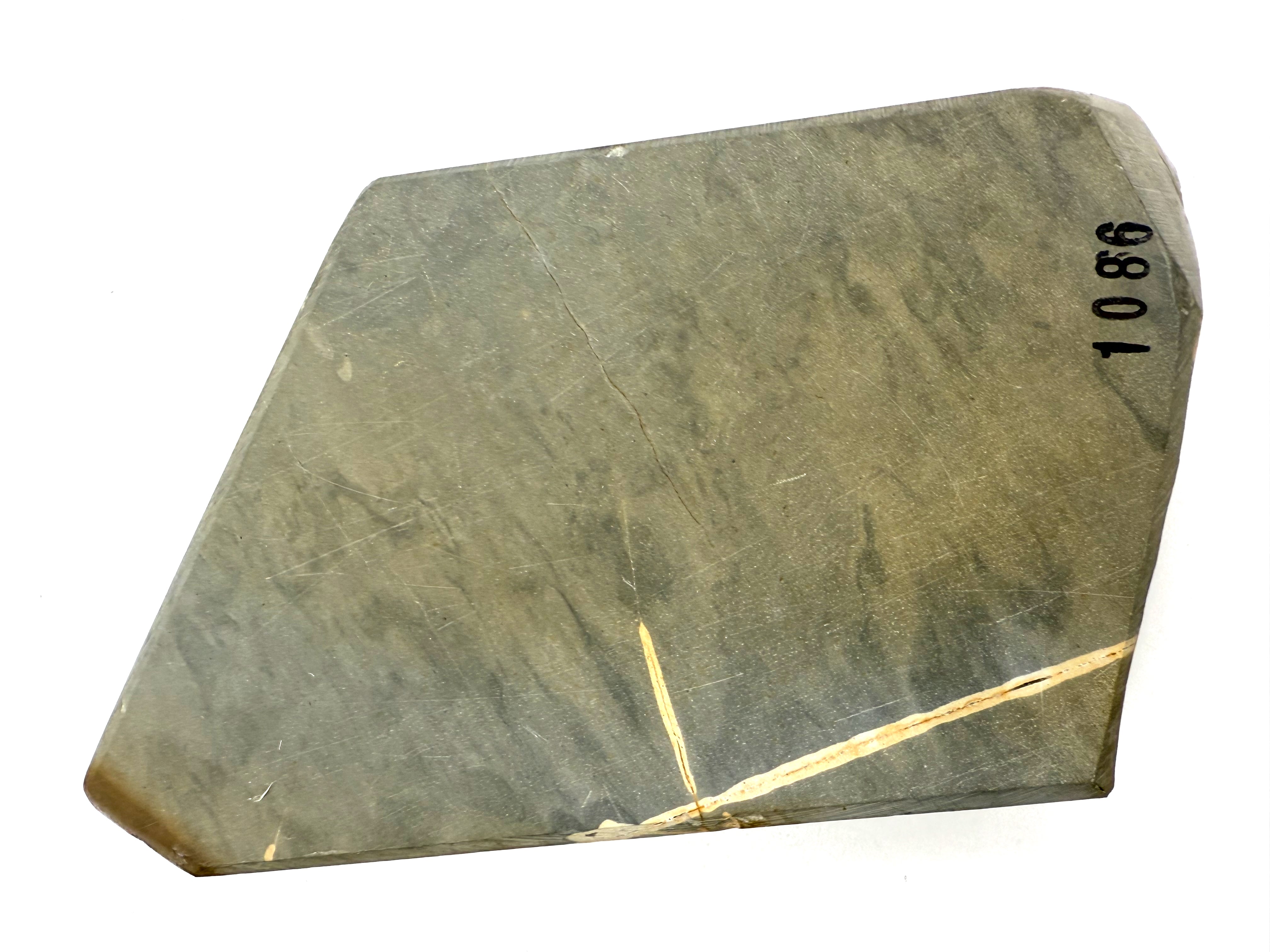 Aiiwatani Karasu Japanese Finishing Whetstone