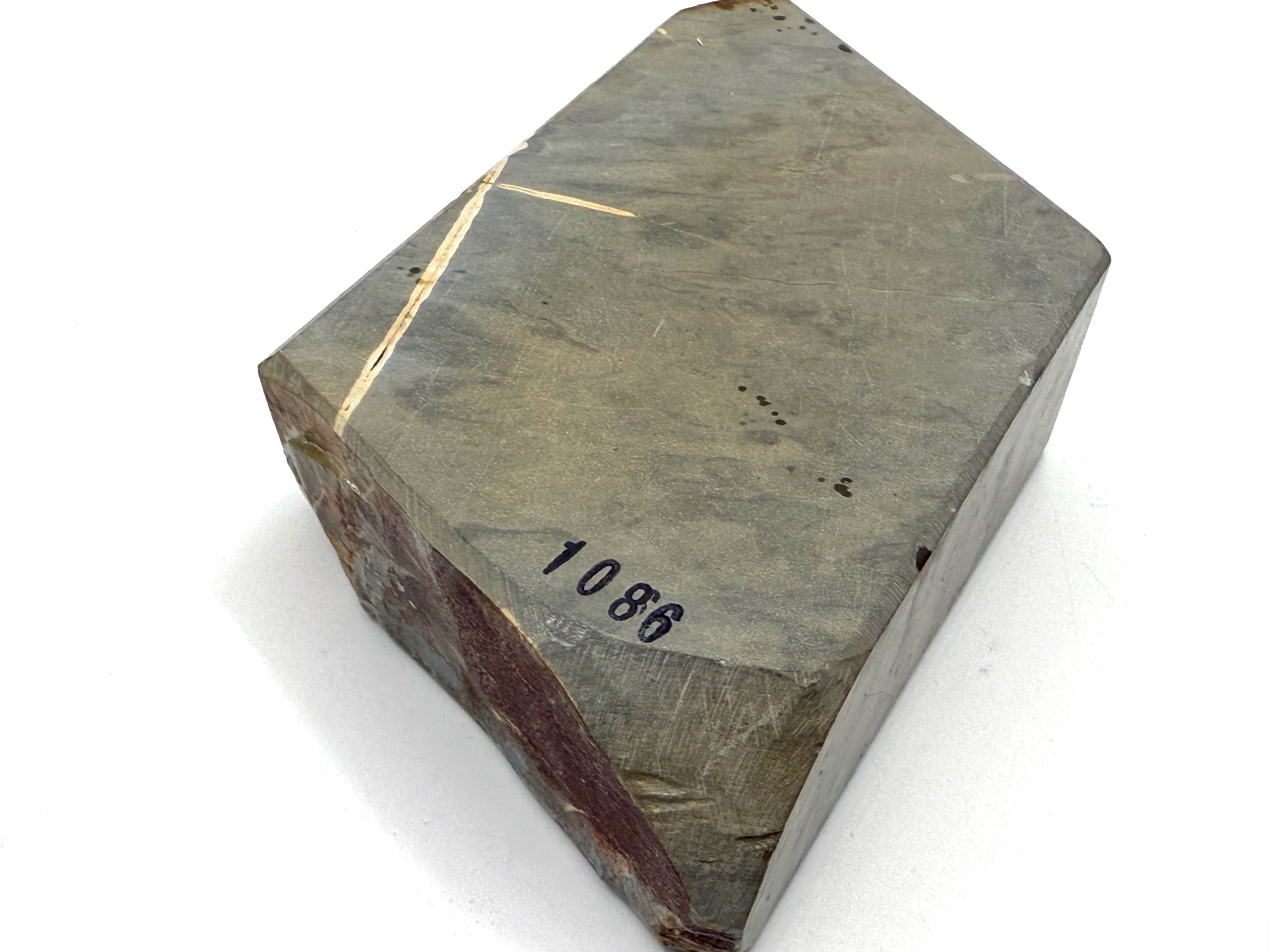 Aiiwatani Karasu Japanese Finishing Whetstone