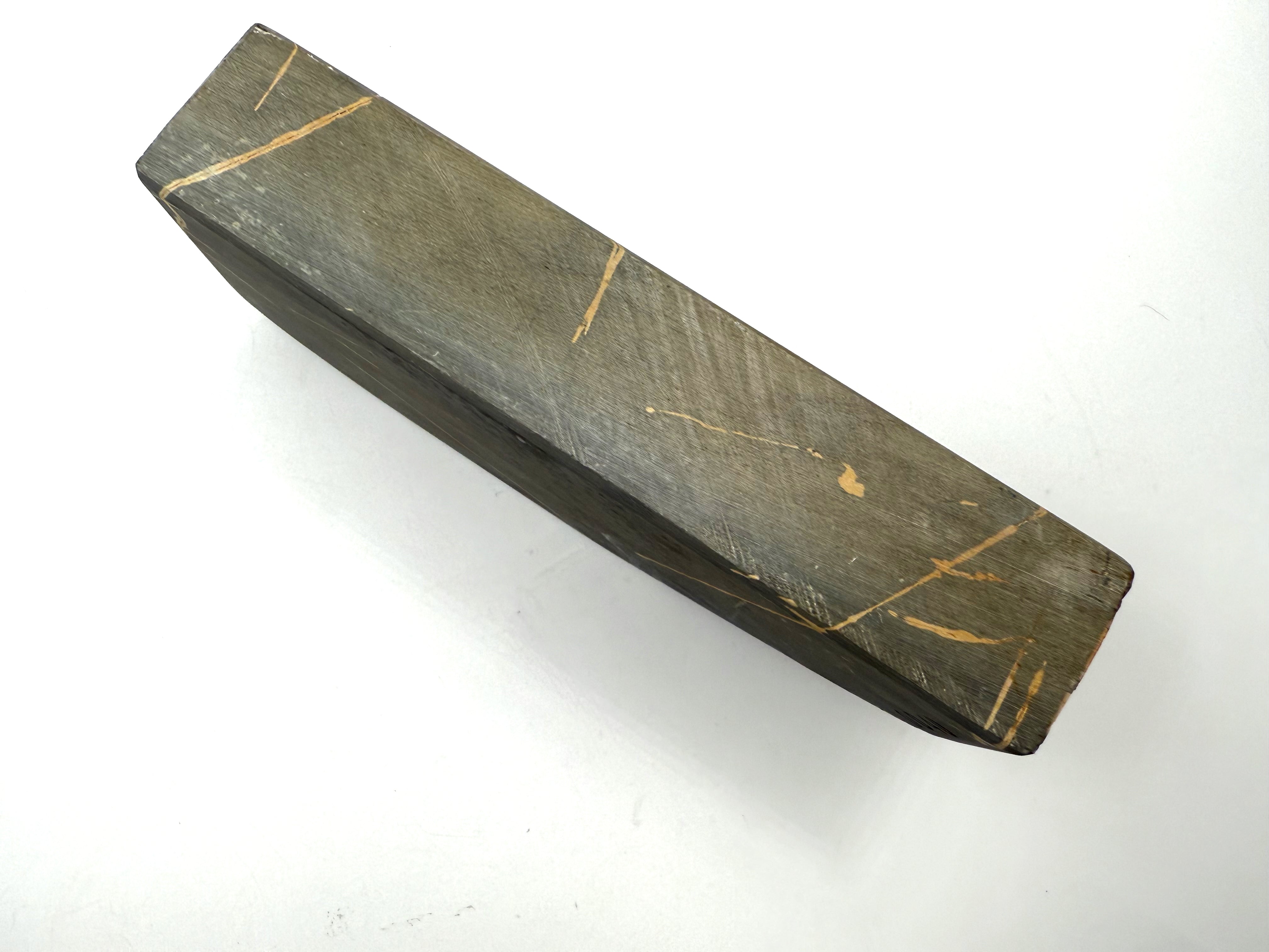 Aiwatani Suita Karasu Japanese Natural Whetstone