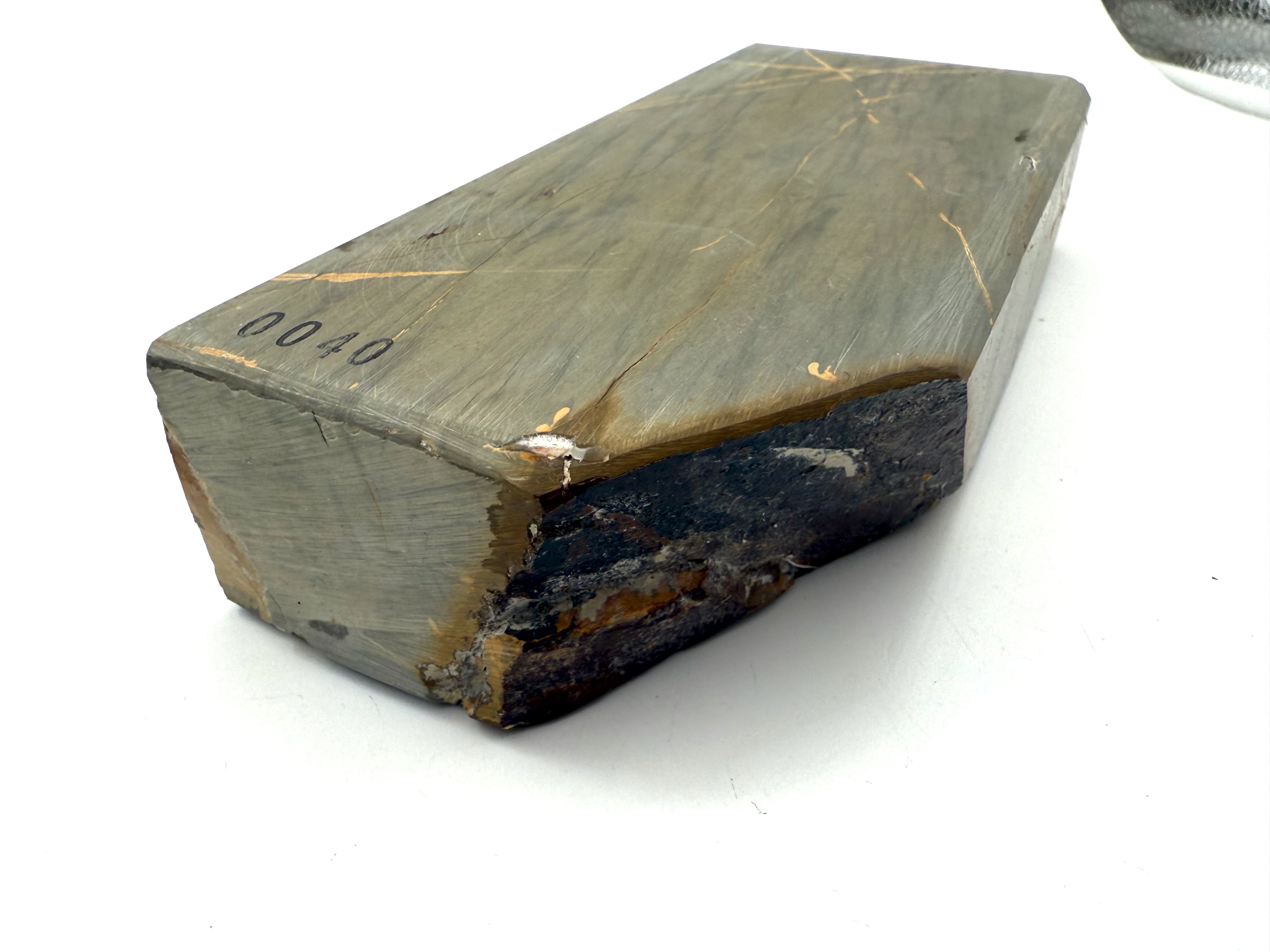 Aiwatani Suita Karasu Japanese Natural Whetstone