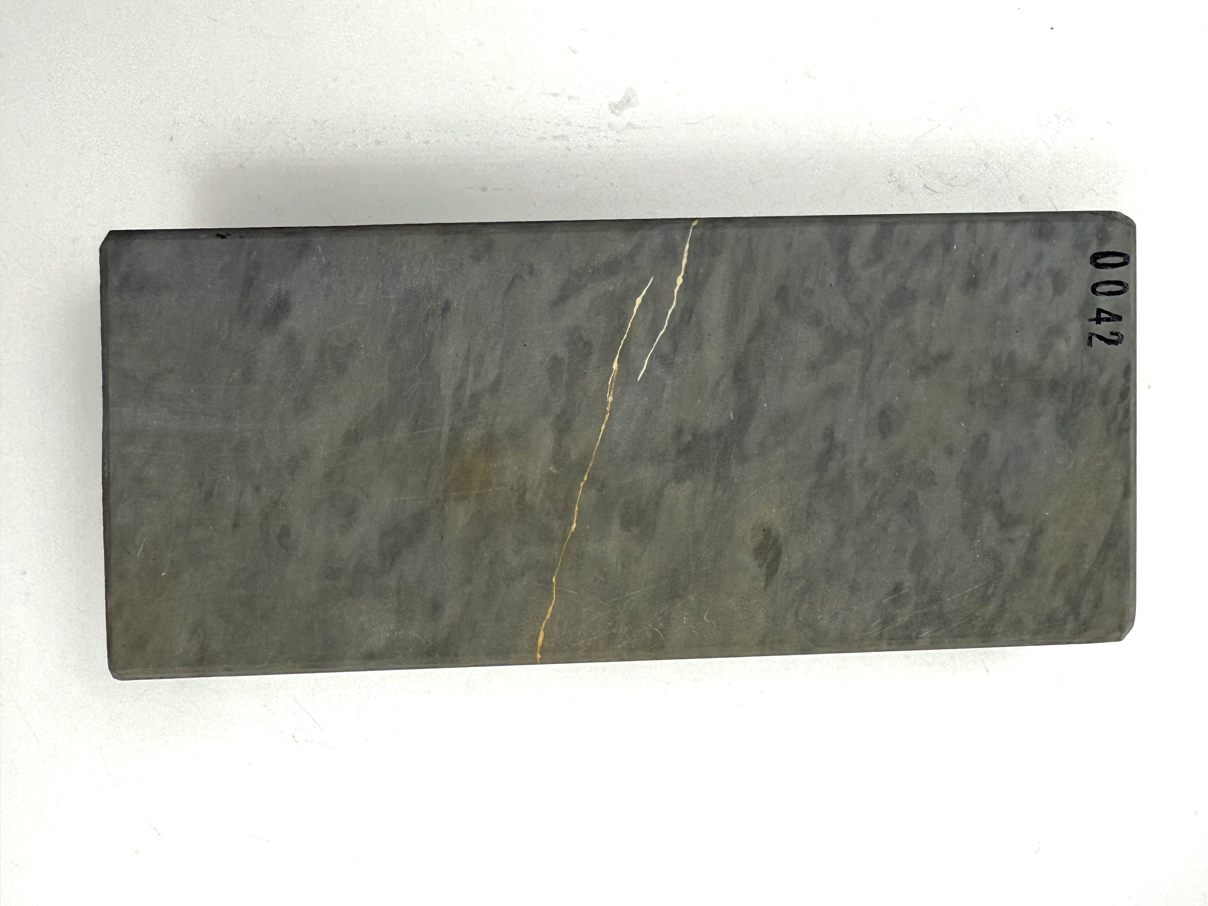 Aiwatani Karasu Suita Japanese Natural Finishing Whetstone