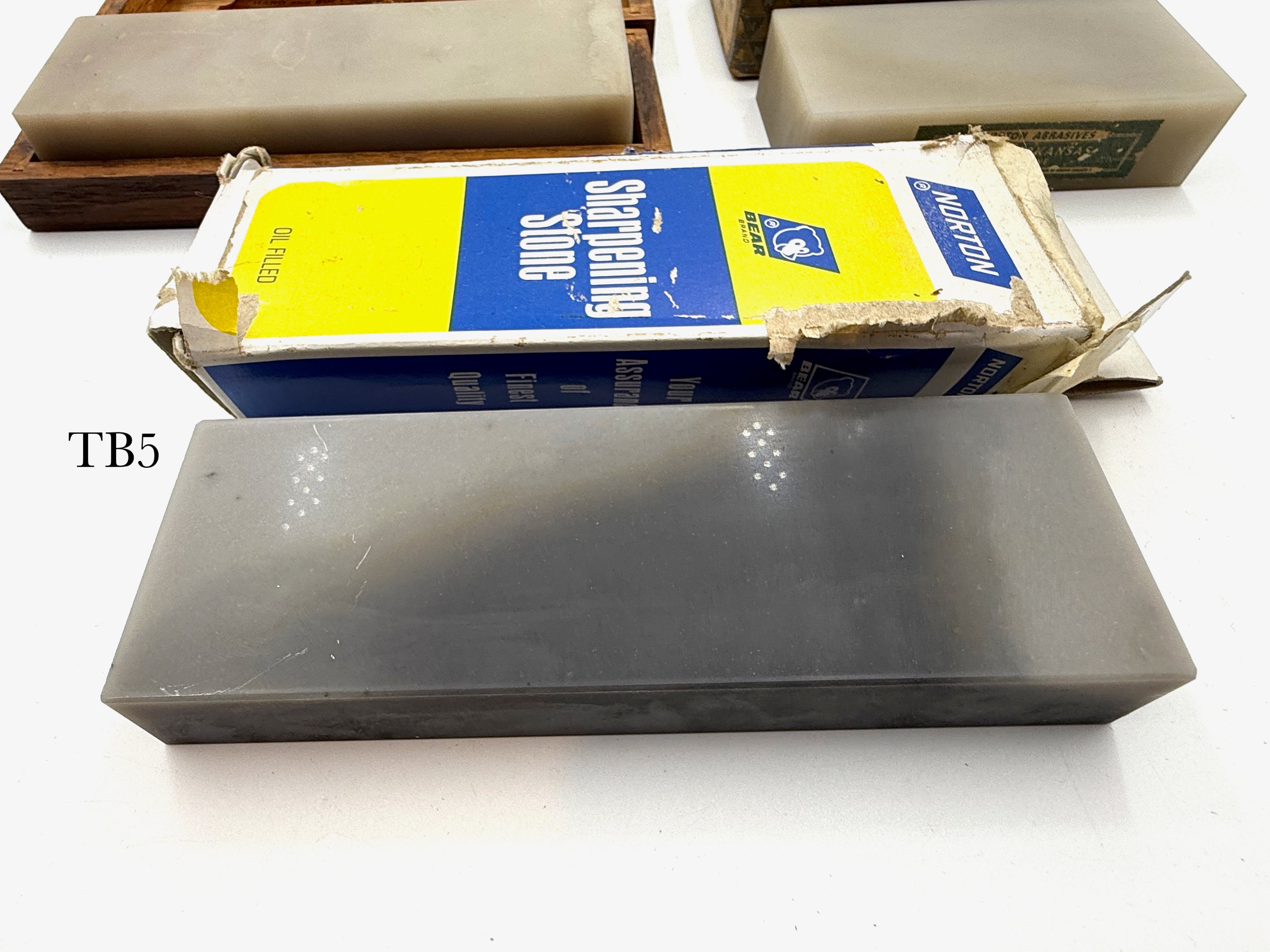 Hard Translucent Arkansas - Vintage Boxed Collectable Oilstones / Sharpening Stones