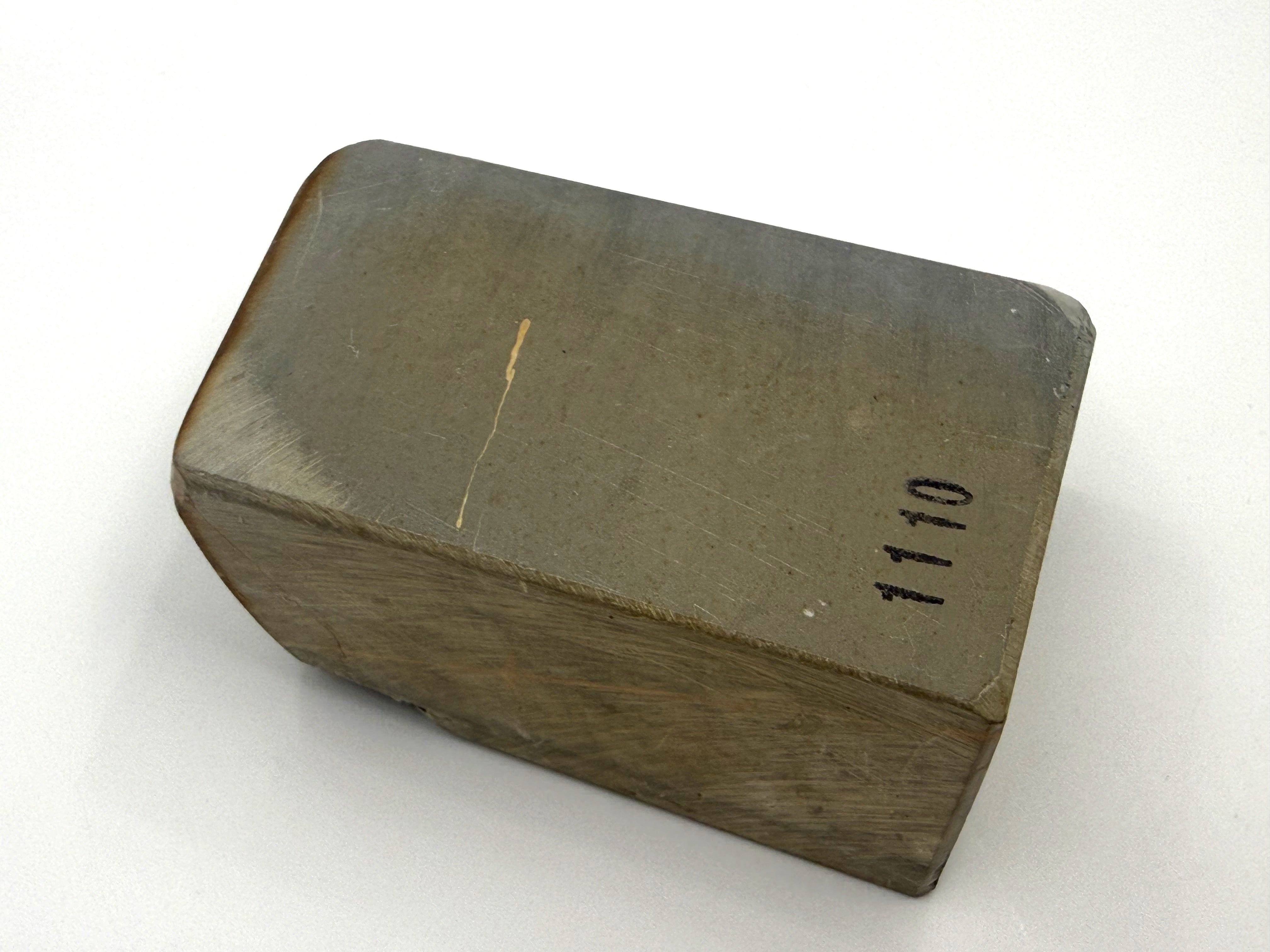 Aiwatani Karasu Suita Japanese Natural Finishing Whetstone