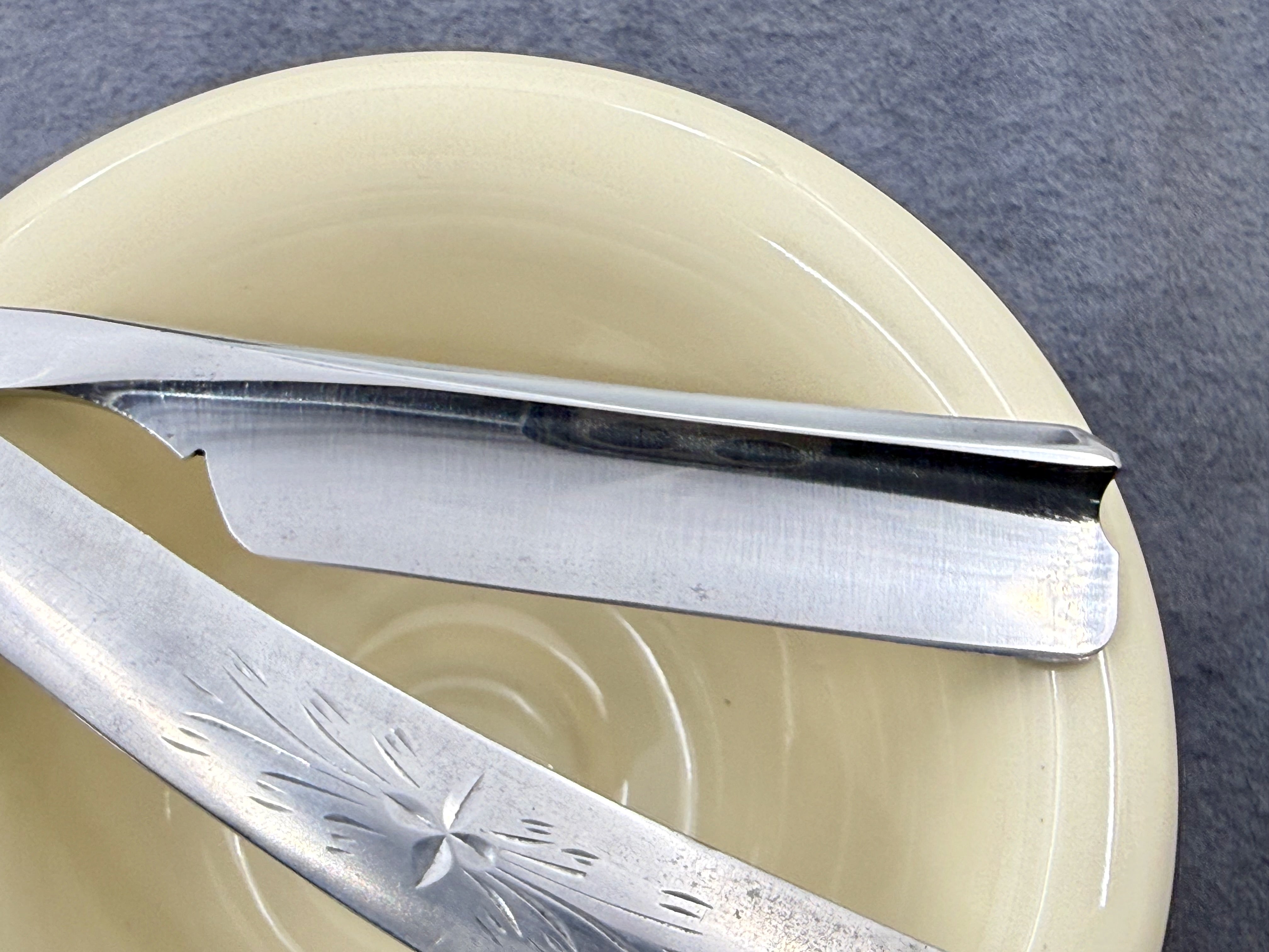 Robeson Suredge "Rochester Trademark" - 6/8 Half Hollow Blade - Very Fancy Vintage NY American Straight Razor - Shave Ready