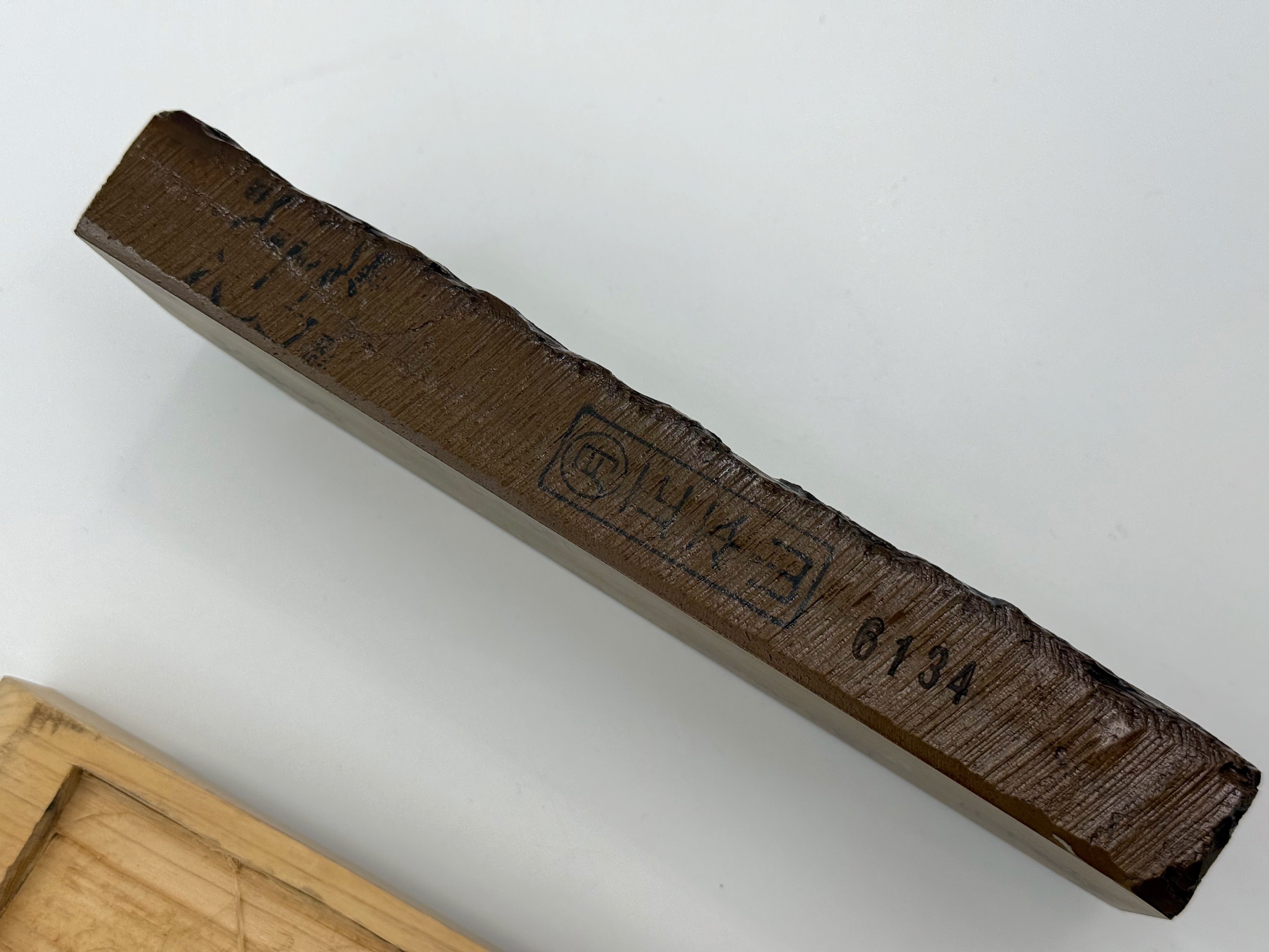 Tsukinowa Akapin Karasu Japanese Natural Finishing Whetstone