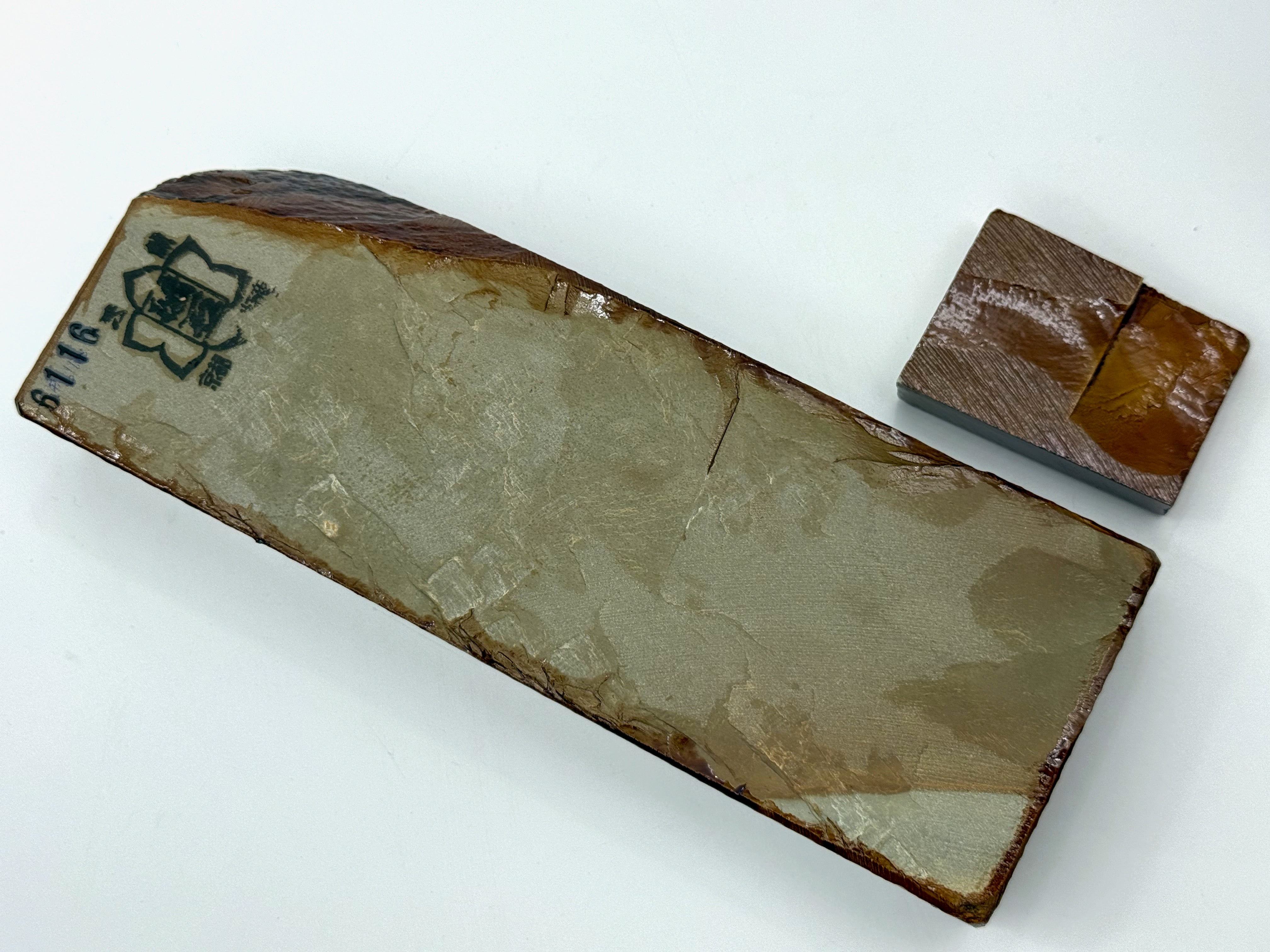 Aiwatani Asagi Nashiji Japanese Natural Finishing Whetstone with Tomo Nagura