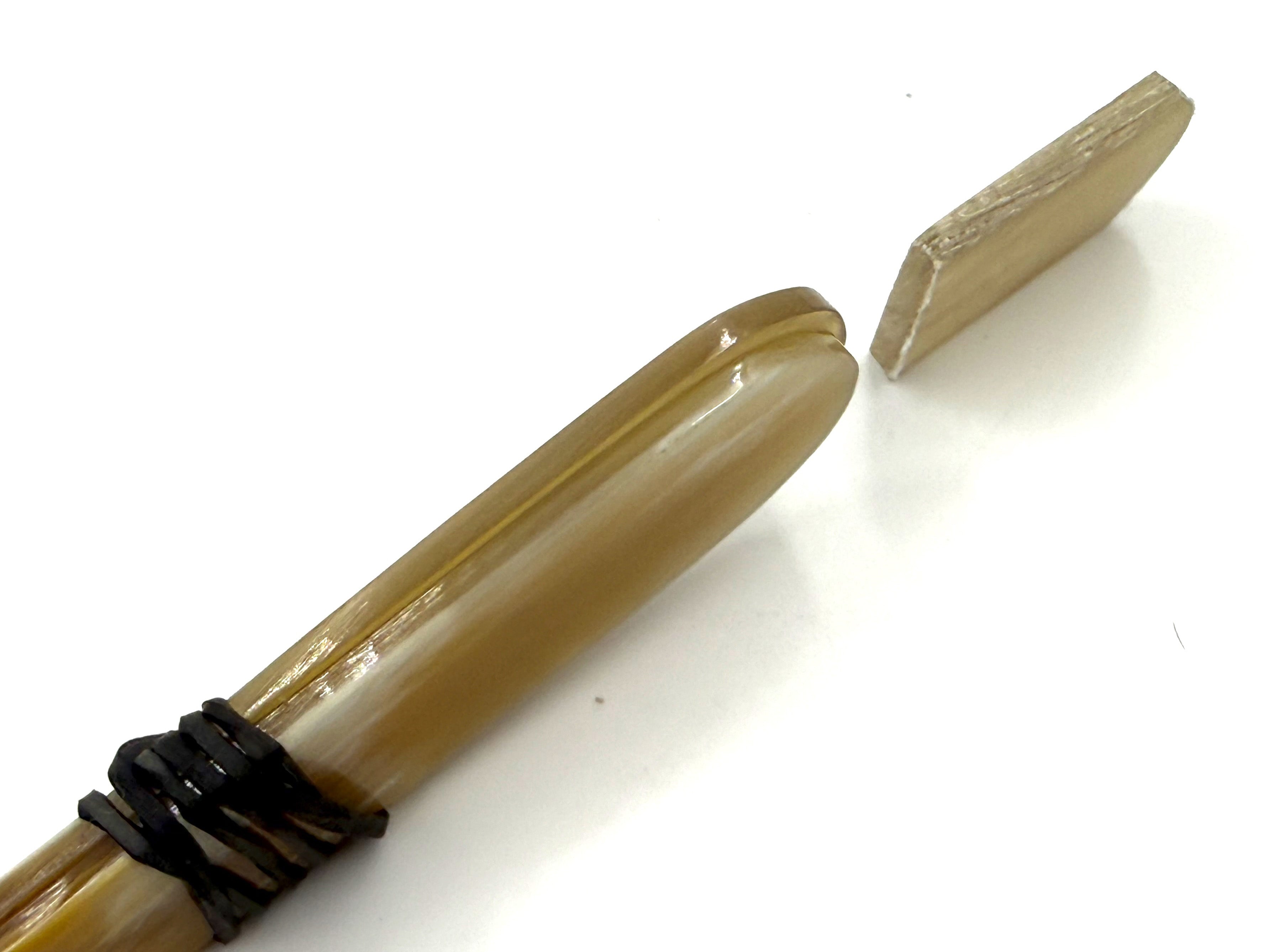 Straight Razor Scales for 5/8-6/8 blades - Blonde with White Cattle Horn - One Pair/Set