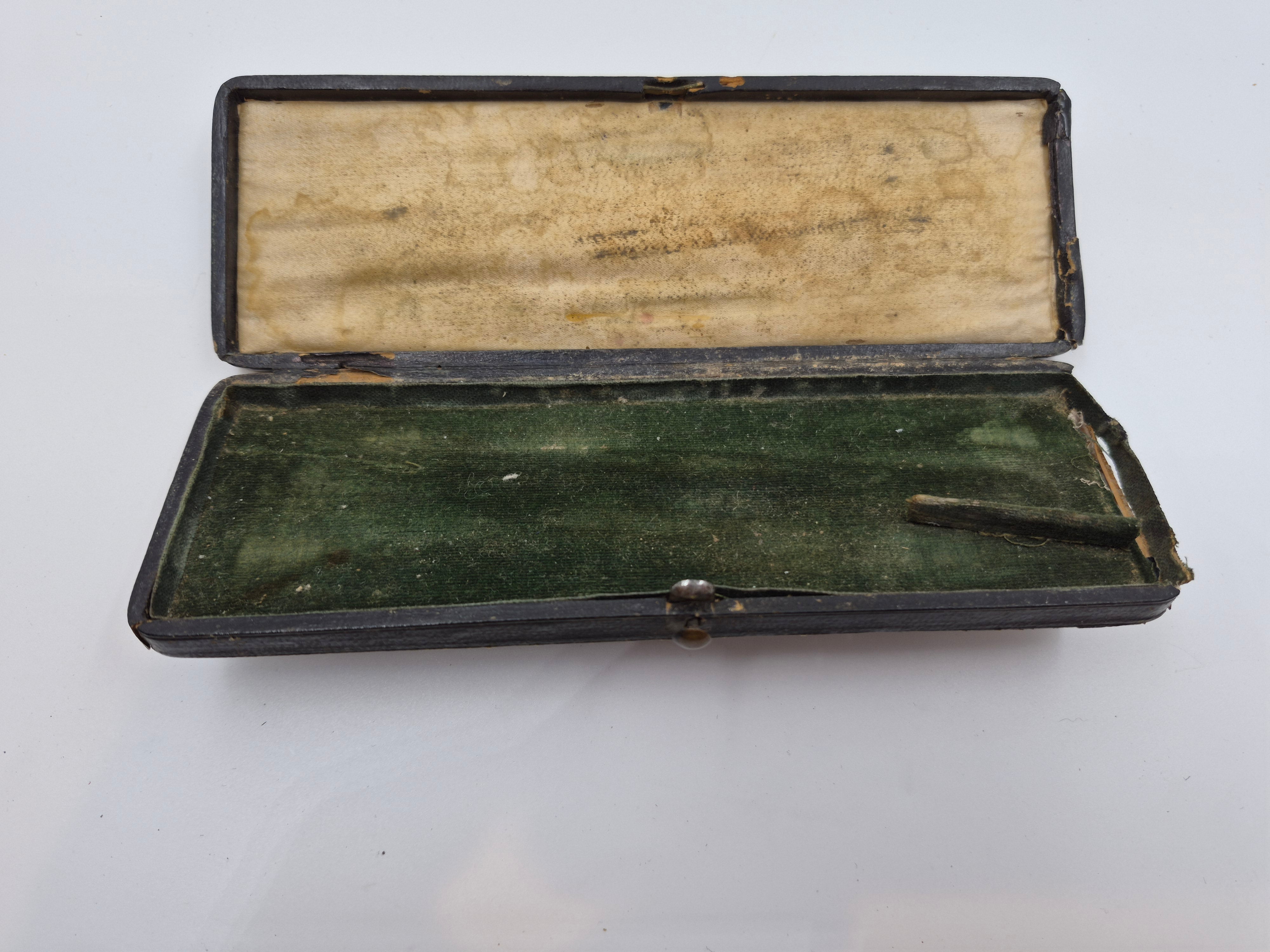 Antique Sheffield Razor Pair Set Case