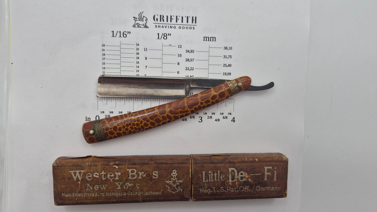 Vintage Wester Bros. Little De-Fi German Razor for Restoration