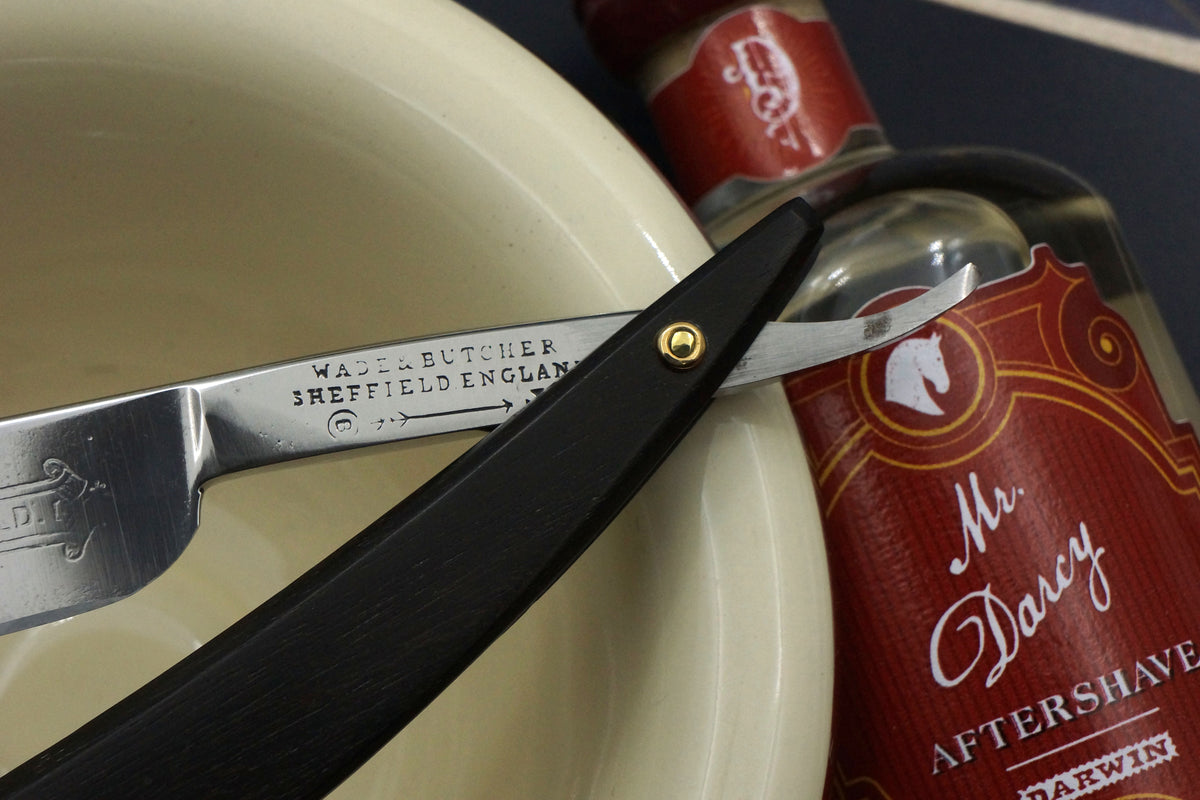 Wade & Butcher- 5/8 Etched Blade Custom Scales Vintage Sheffield Straight Razor - Shave Ready