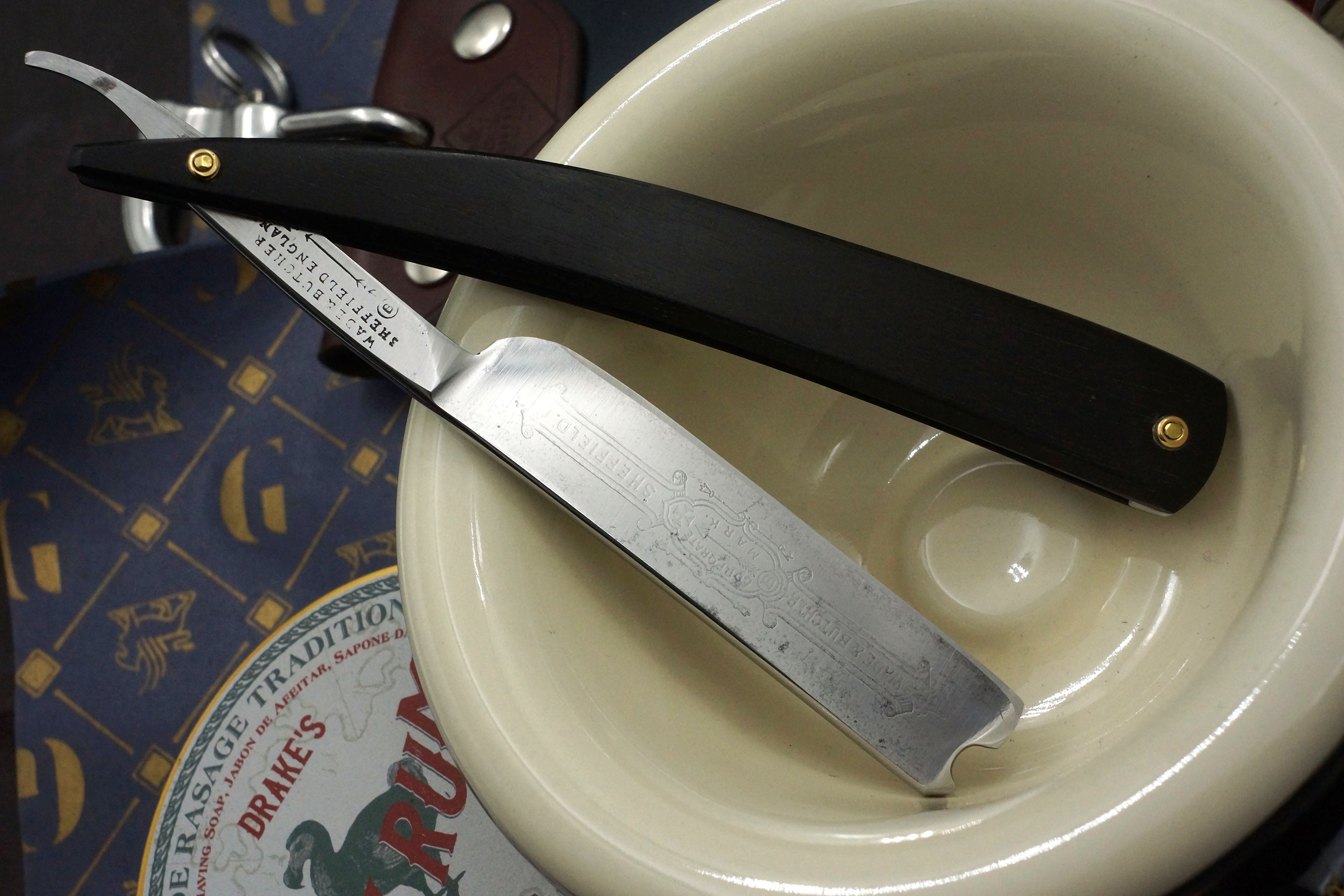 Wade & Butcher- 5/8 Etched Blade Custom Scales Vintage Sheffield Straight Razor - Shave Ready