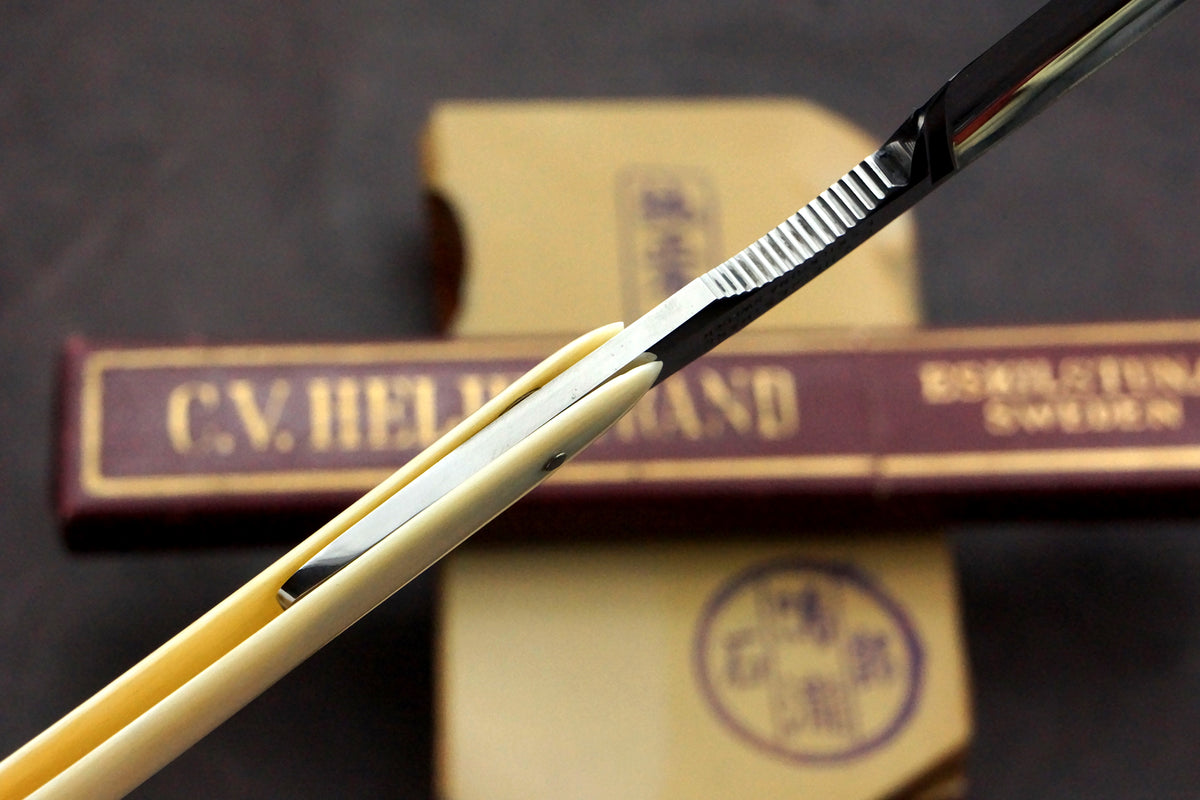 C.V. Heljestrand MK No.31 5/8 Blade -Near Pristine Ivory Scaled Eskilstuna Sweden Straight Razor - Shave Ready