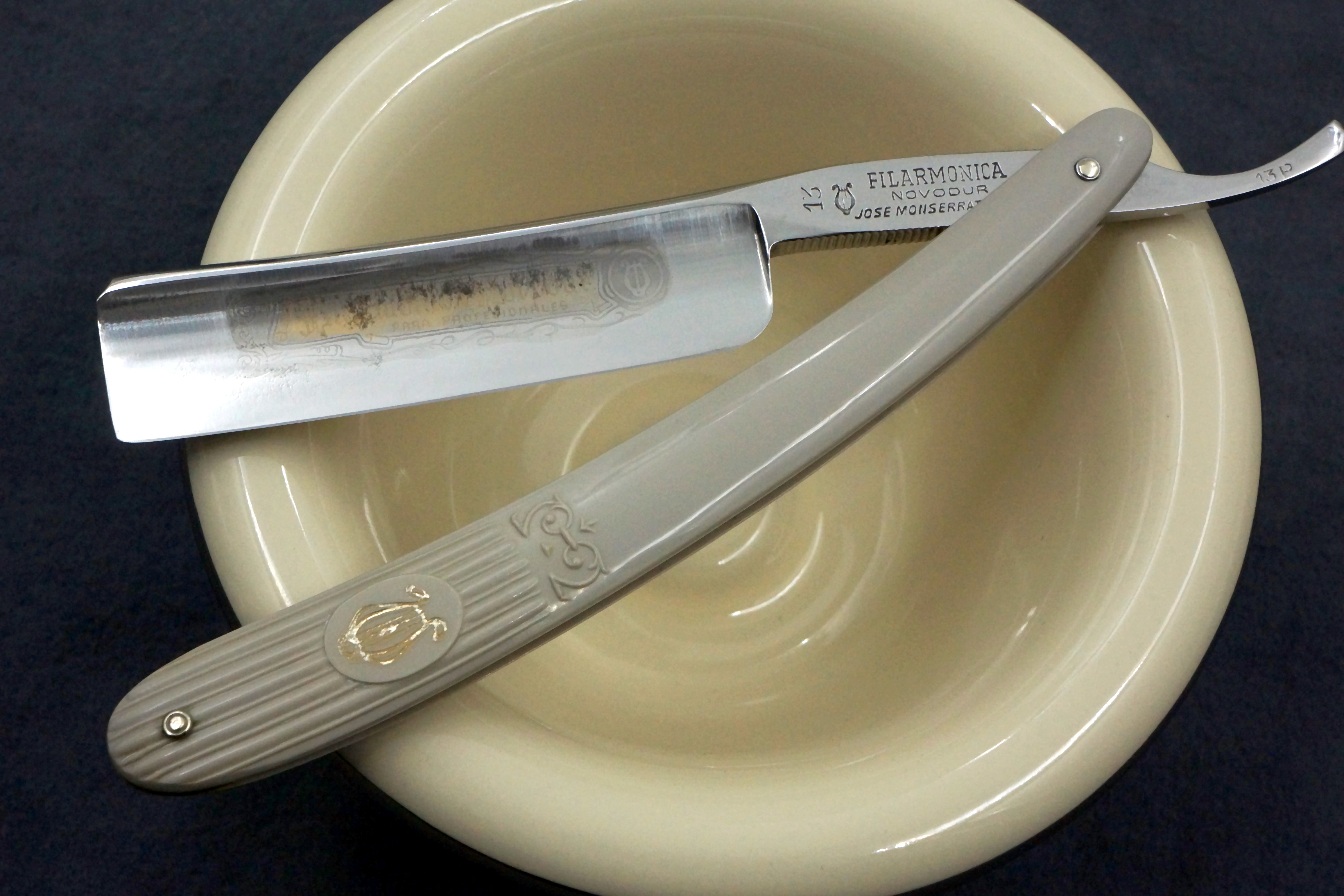 Vintage Straight Razors | Old Fashioned Razor | Vintage Shaving Razors