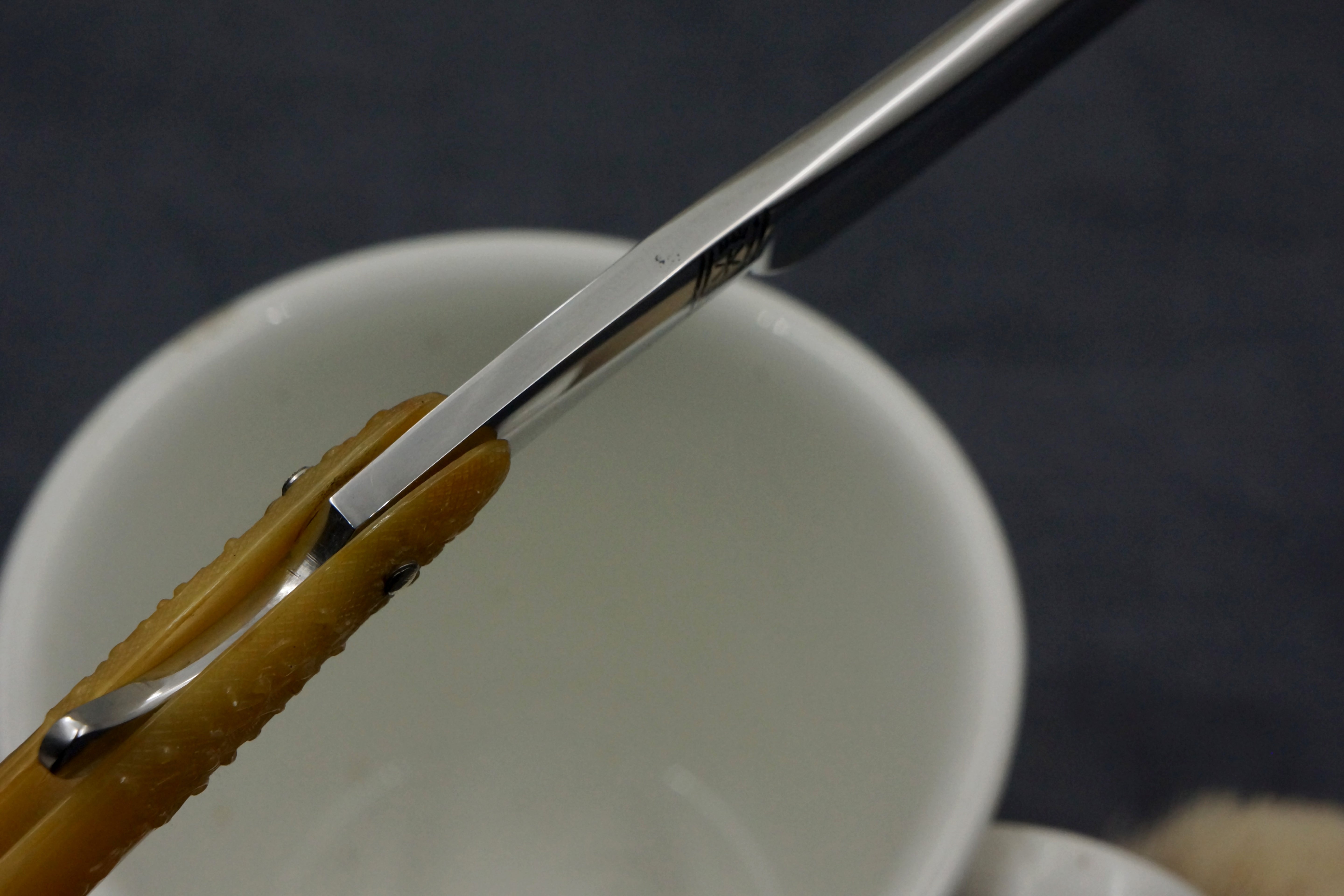 Holley Mfg. Co. - 5/8 Excellent+ Full Hollow - Vintage American Straight Razor - Shave Ready