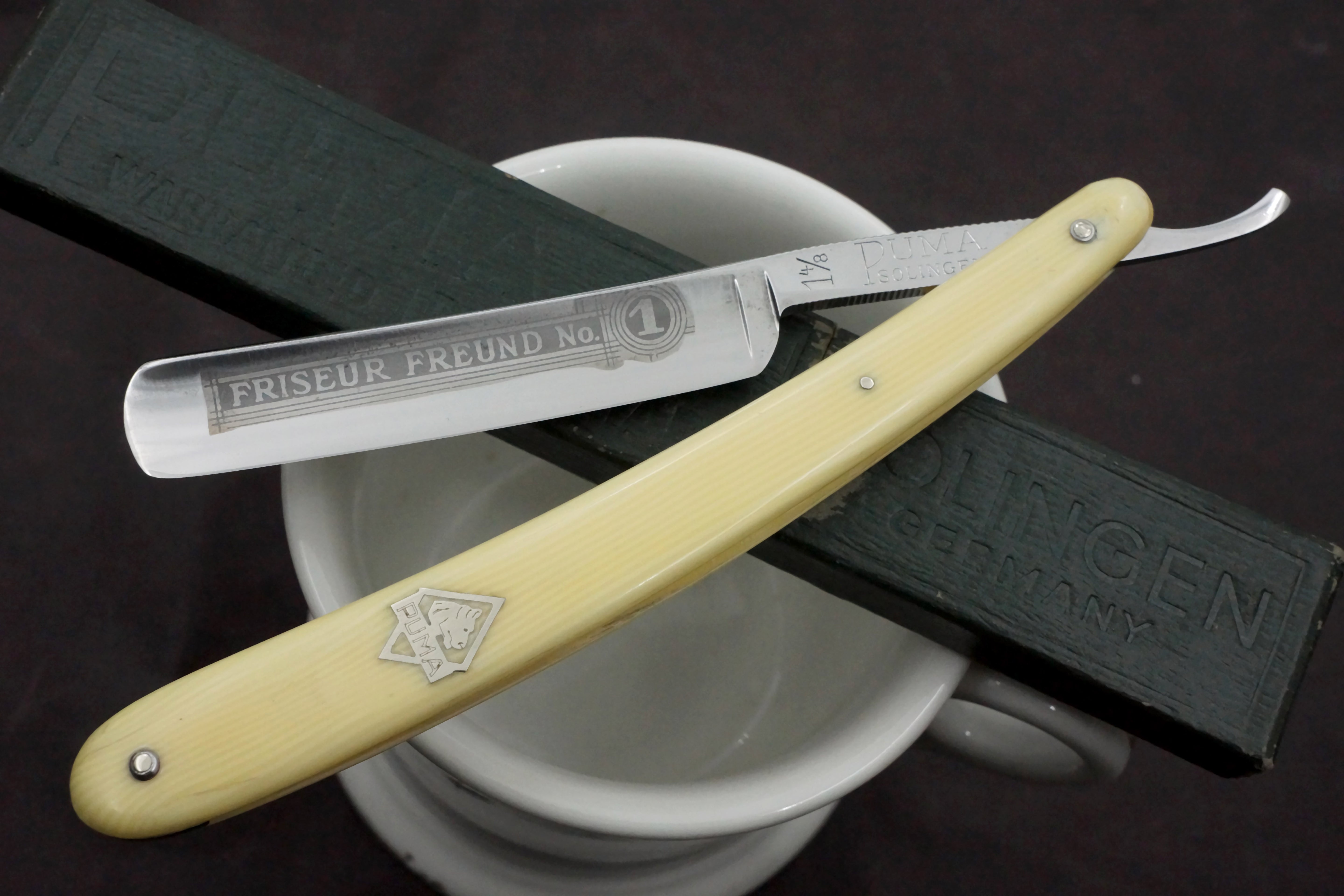 Puma No. 1 4/8 Full Hollow - Excellent Vintage Solingen Straight Razor - Shave Ready