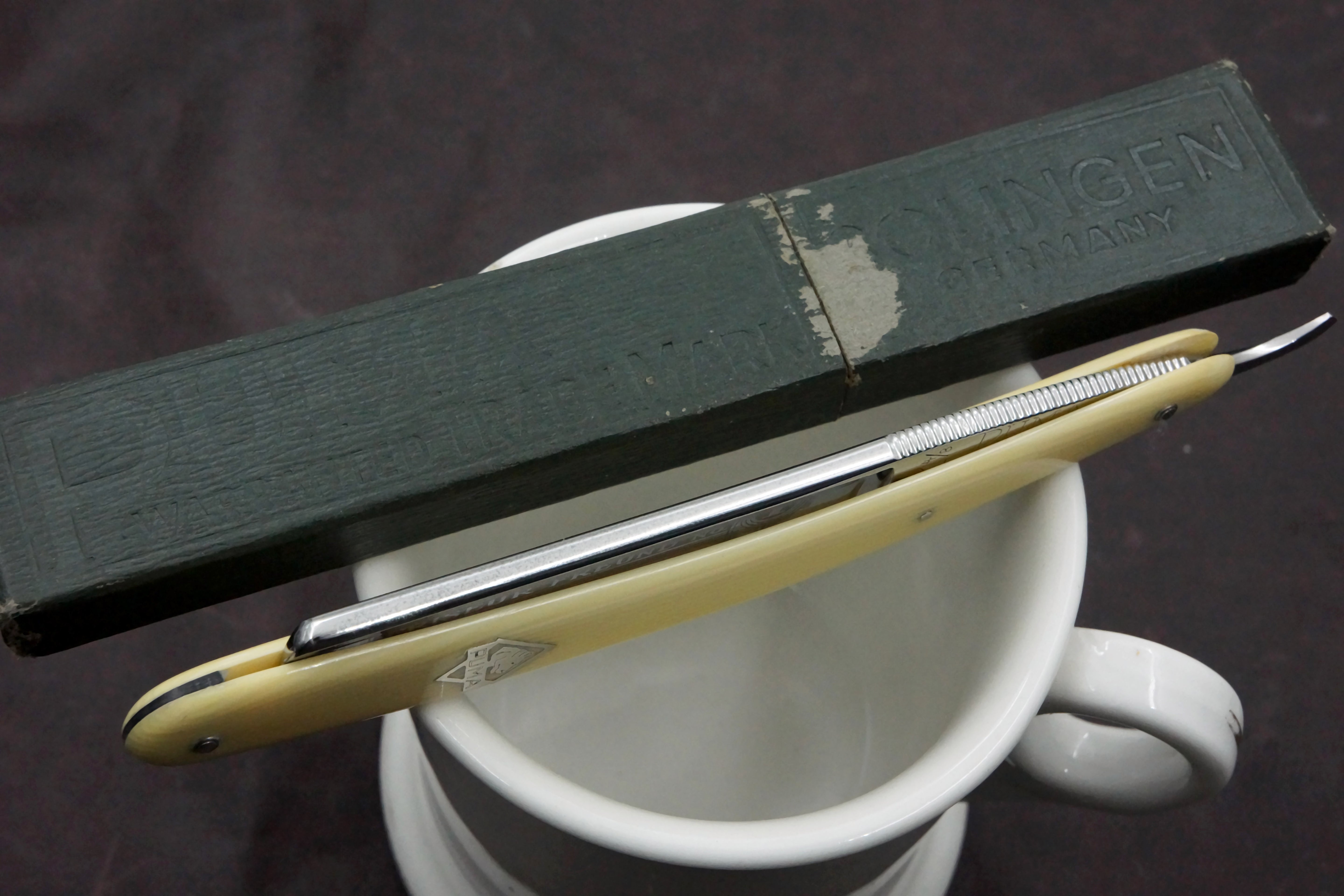 Puma No. 1 4/8 Full Hollow - Excellent Vintage Solingen Straight Razor - Shave Ready