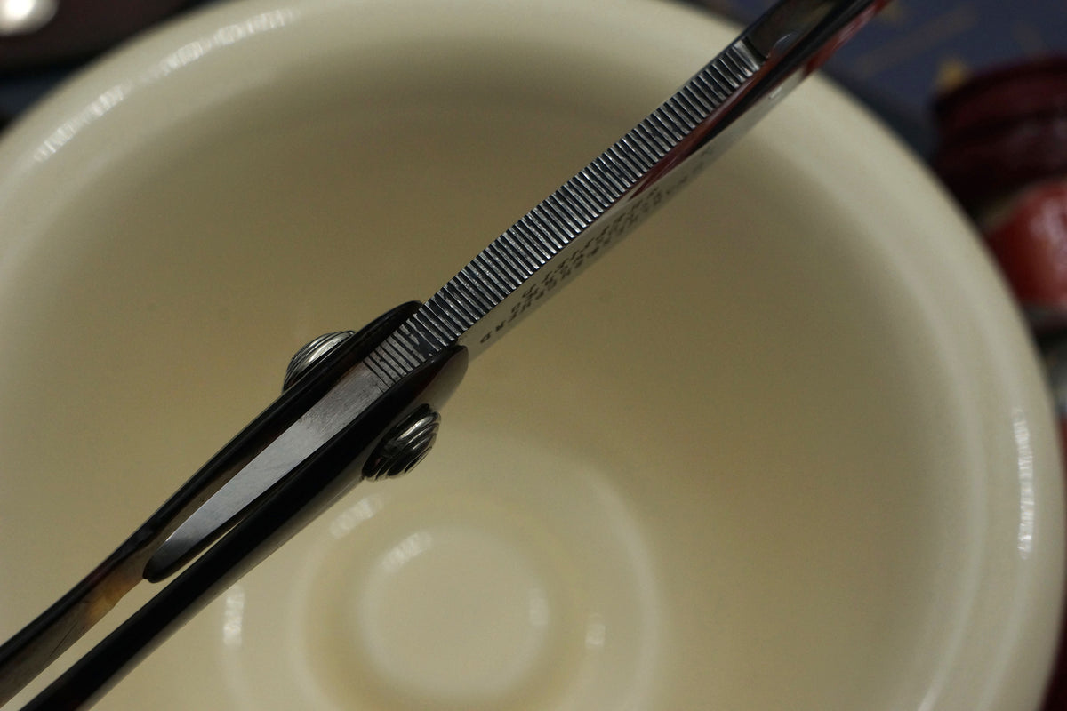 Marshes & Shepherd - Rare Rattler Grind with French Tortoiseshell Scales - 6/8 Vintage Sheffield Straight Razor - Shave Ready
