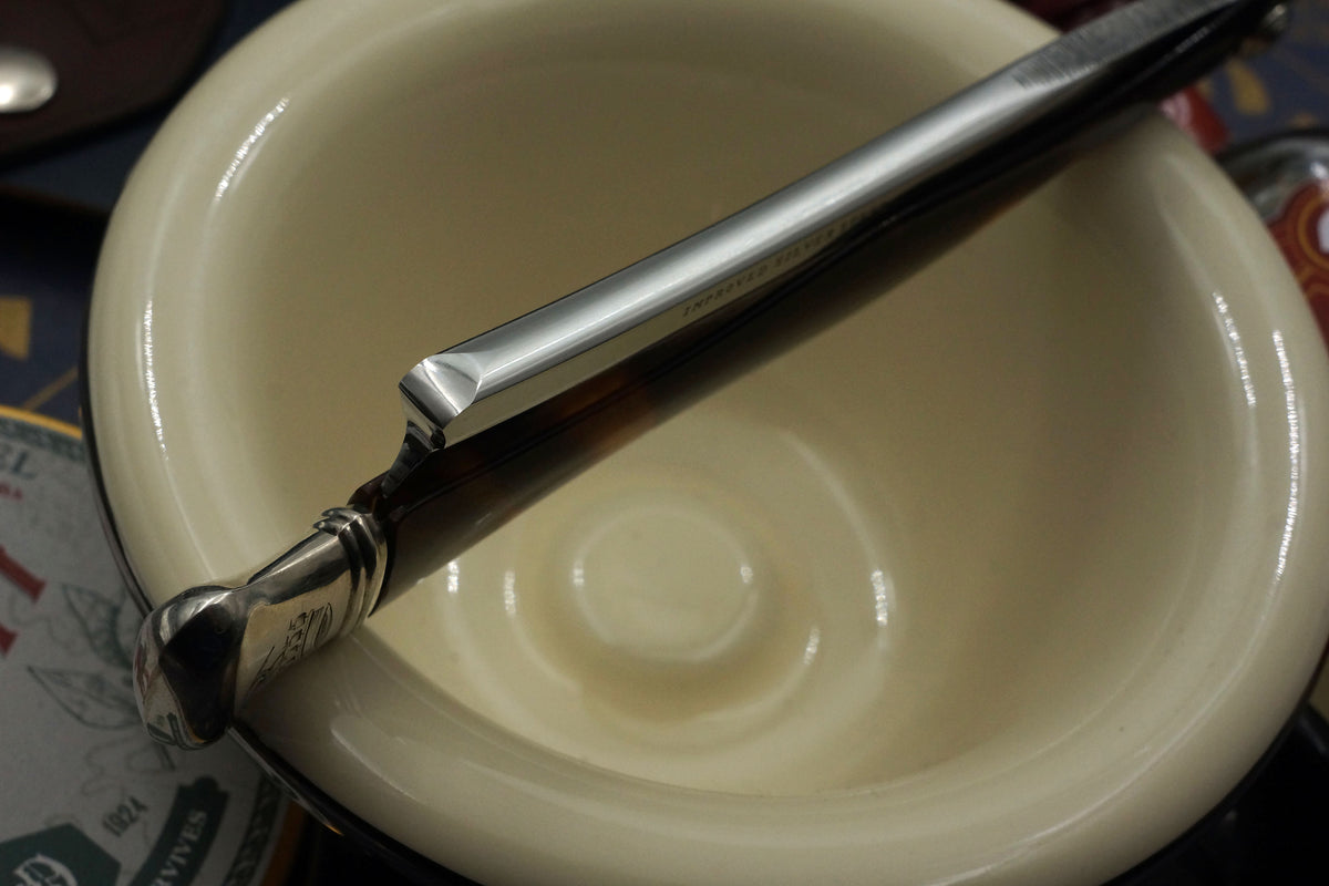 Marshes & Shepherd - Rare Rattler Grind with French Tortoiseshell Scales - 6/8 Vintage Sheffield Straight Razor - Shave Ready
