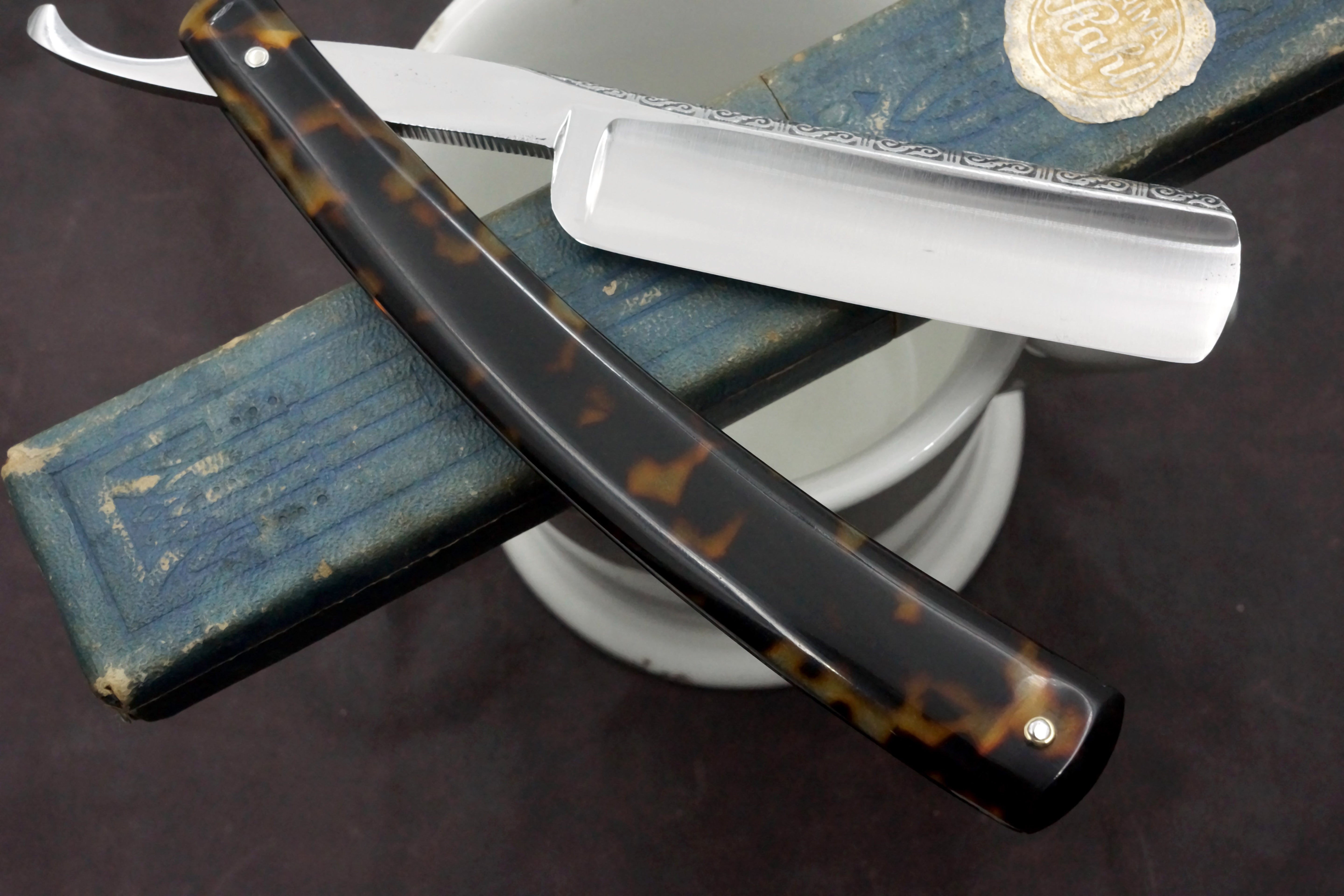 E.B. Garanti Full Hollow 13/16 Etched Blade - Excellent Restored Vintage French Straight Razor - Shave Ready