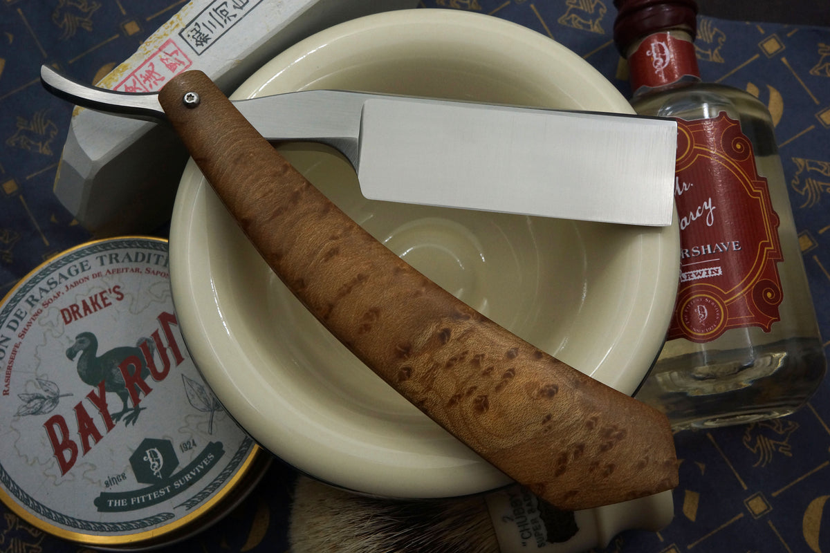 Butch Harner 17/16 Near Wedge Blade mit Vogelaugenahorn-Schalen - Gebrauchtes Rasiermesser nach Maß - Rasurbereit 