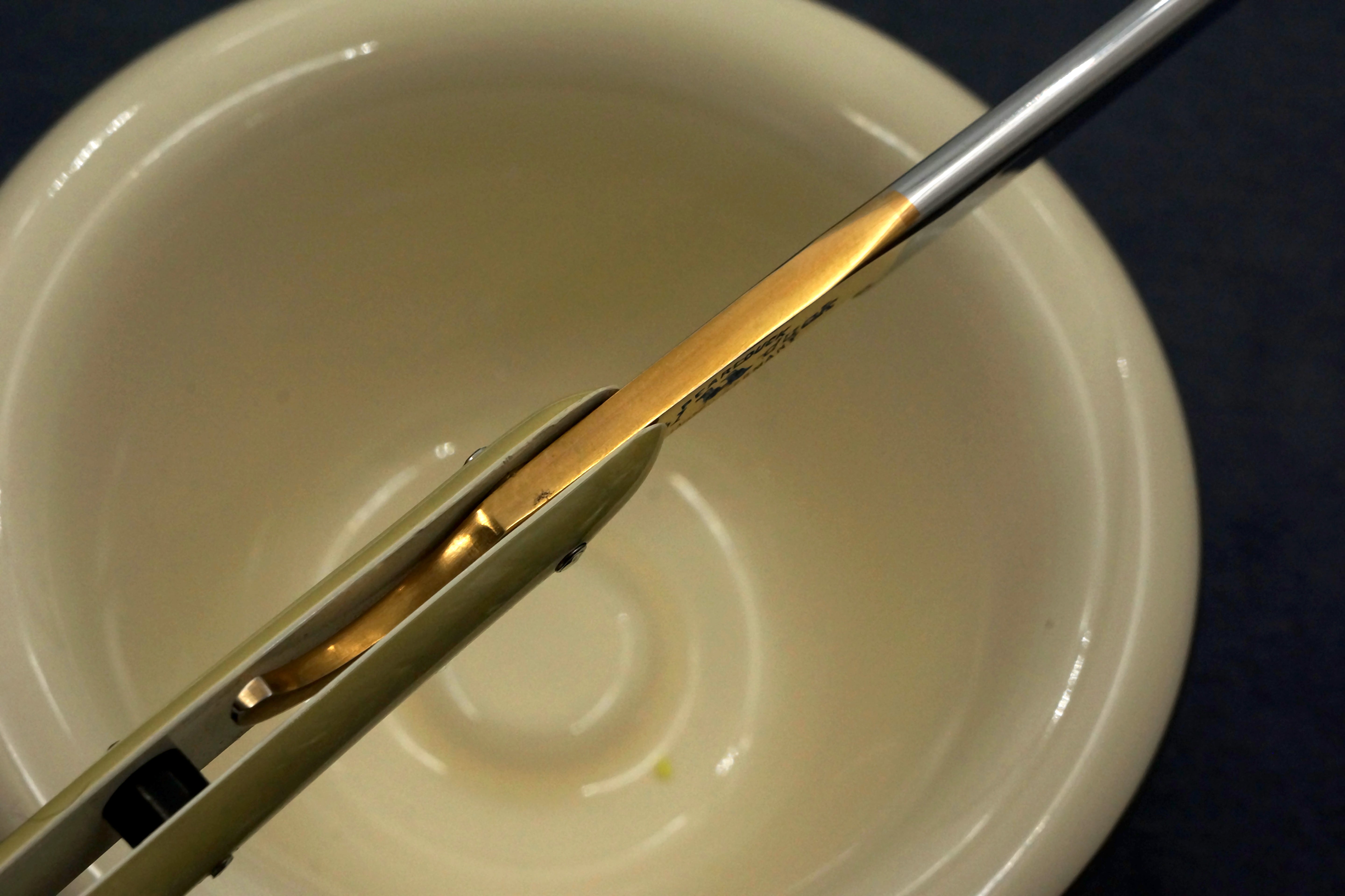 Dubl Duck Goldedge 11/16 Blade Cracked Ice Scales - Fully Restored Vintage Solingen Straight Razor - Shave Ready