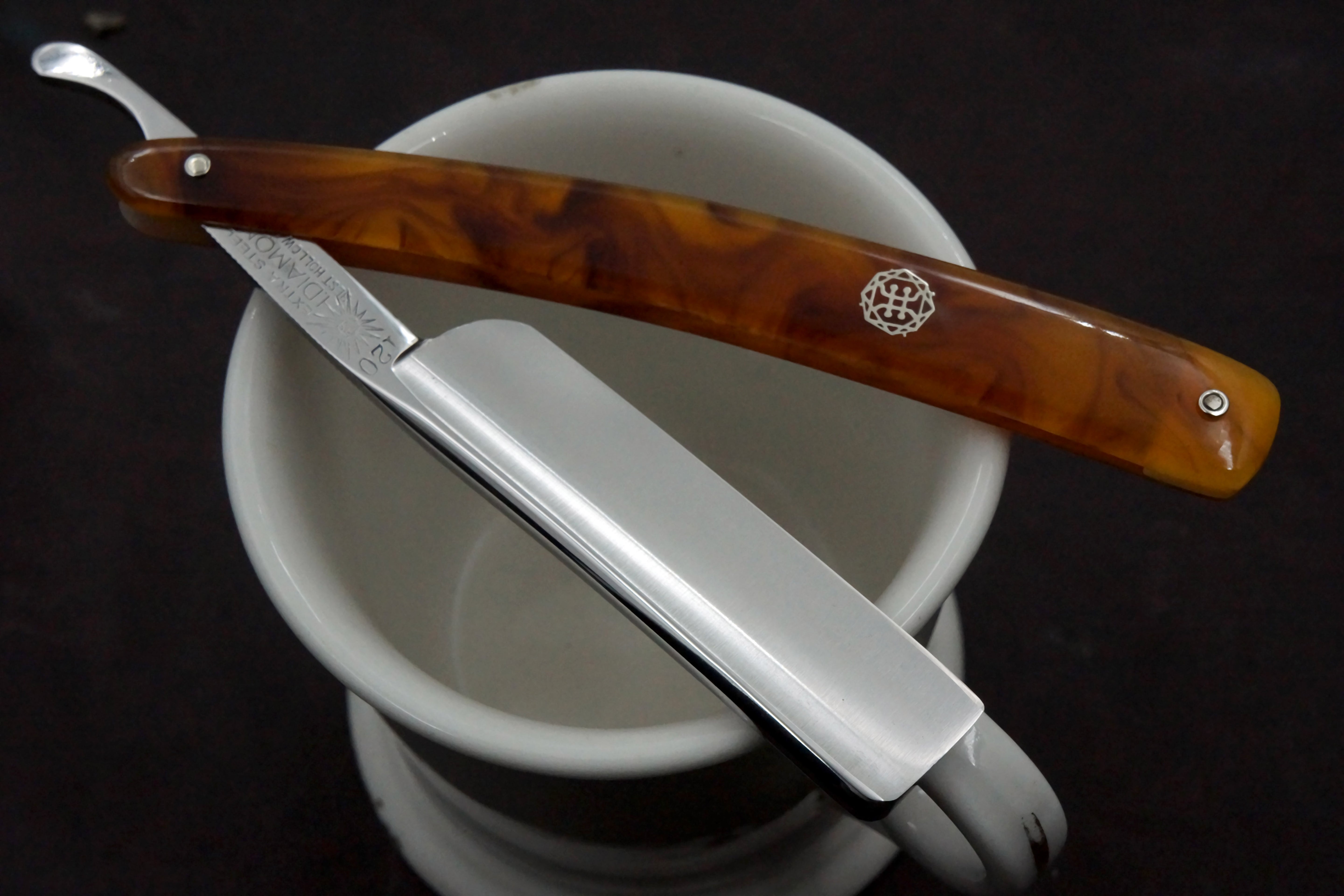 Diamond Hayashi No.120 Excellent Restored - 6/8 Quarter Hollow Japanese Straight Razor - Shave Ready