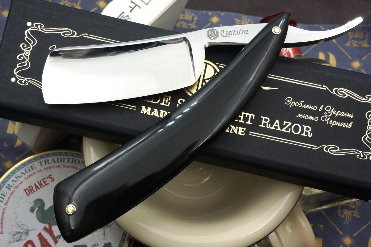 Art Razor Capitaine 9/8 Quarter Hollow Blade - Preowned Custom Straight Razor with Horn Scales - Shave Ready