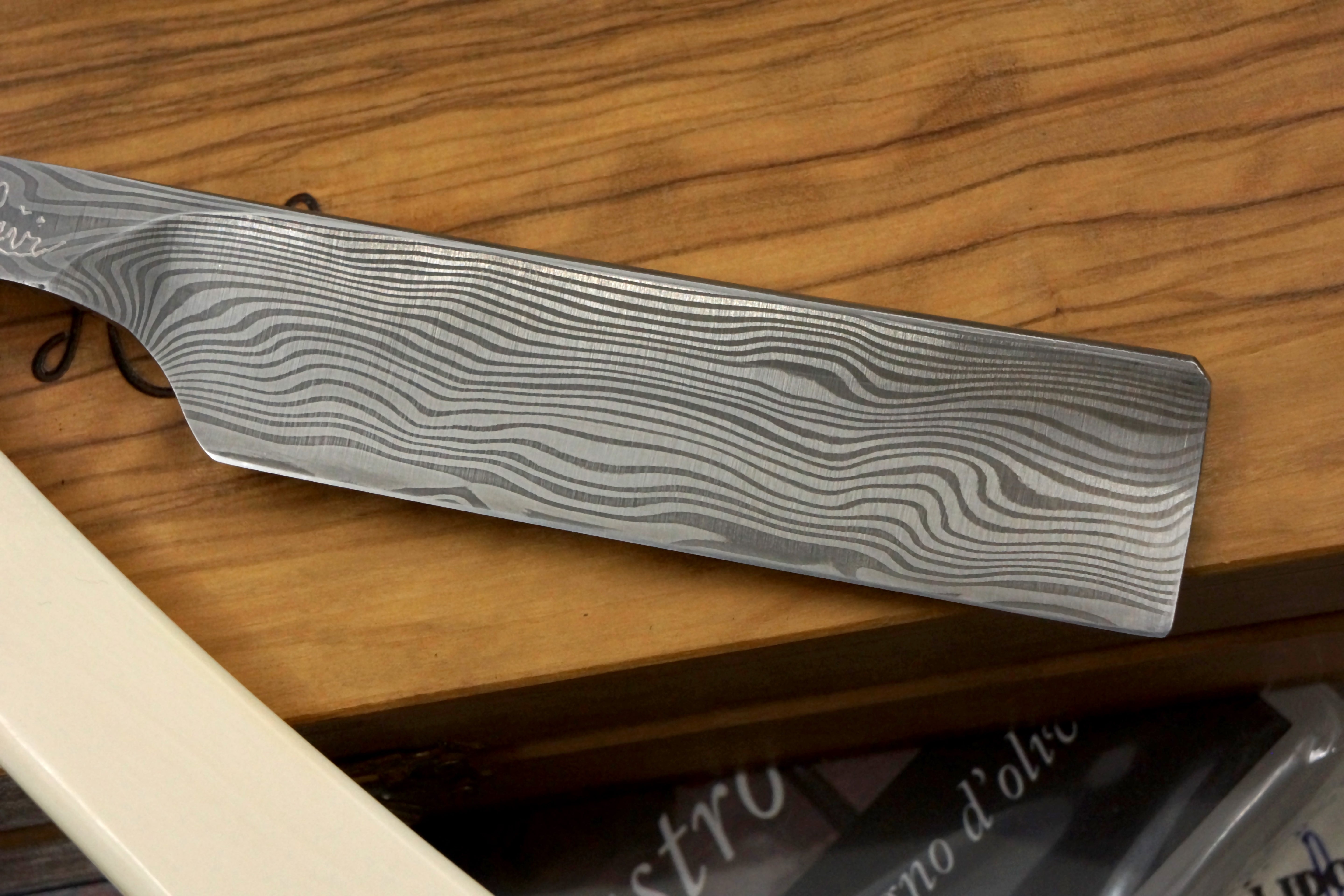 Mastro Livi Damscus 13/16 with Mammoth Ivory Scales - Preowned Custom Straight Razor - Shave Ready