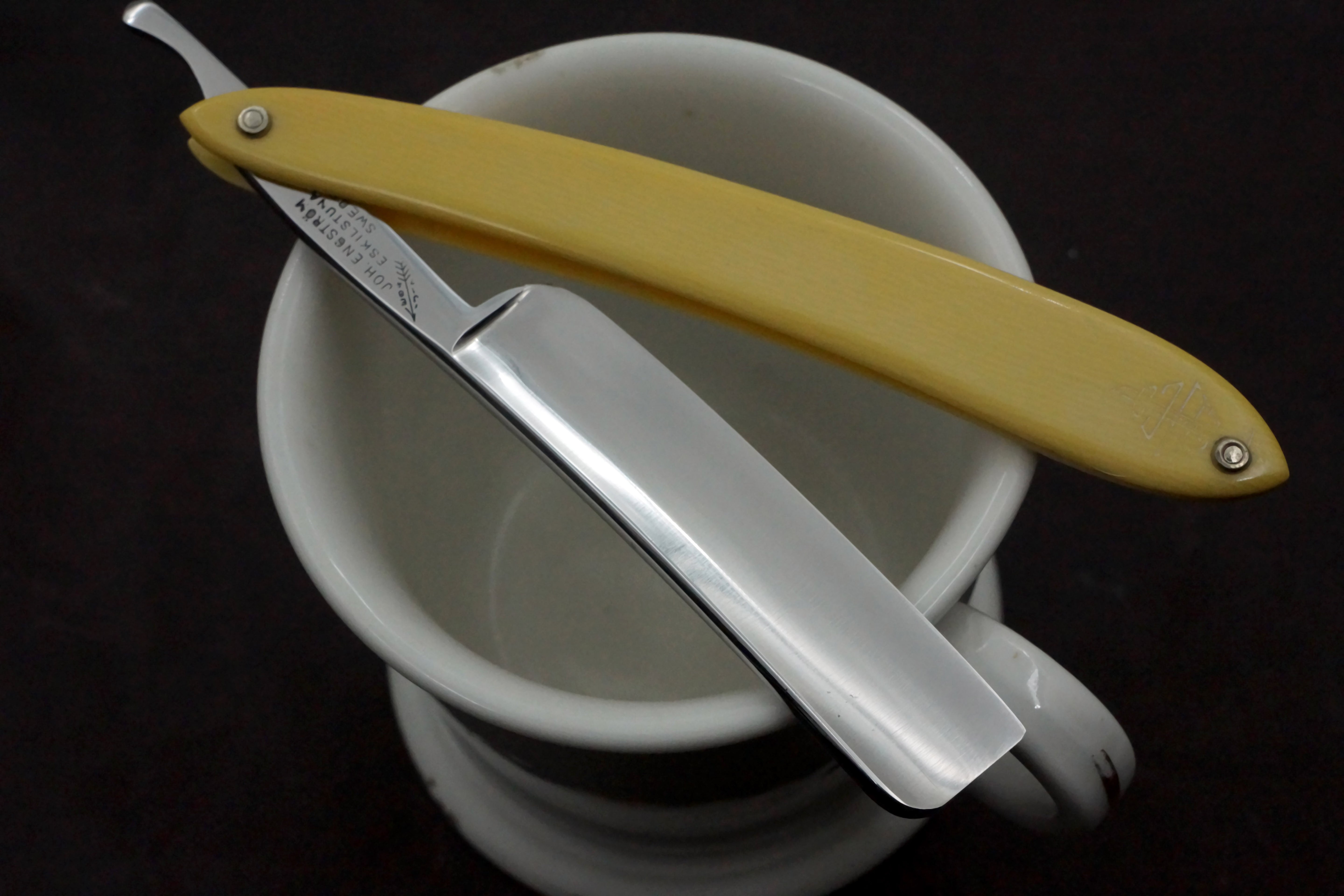 Joh. Engstrom 11/16 Full Hollow - Excellent Restored Vintage Eskilstuna Sweden Straight Razor - Shave Ready
