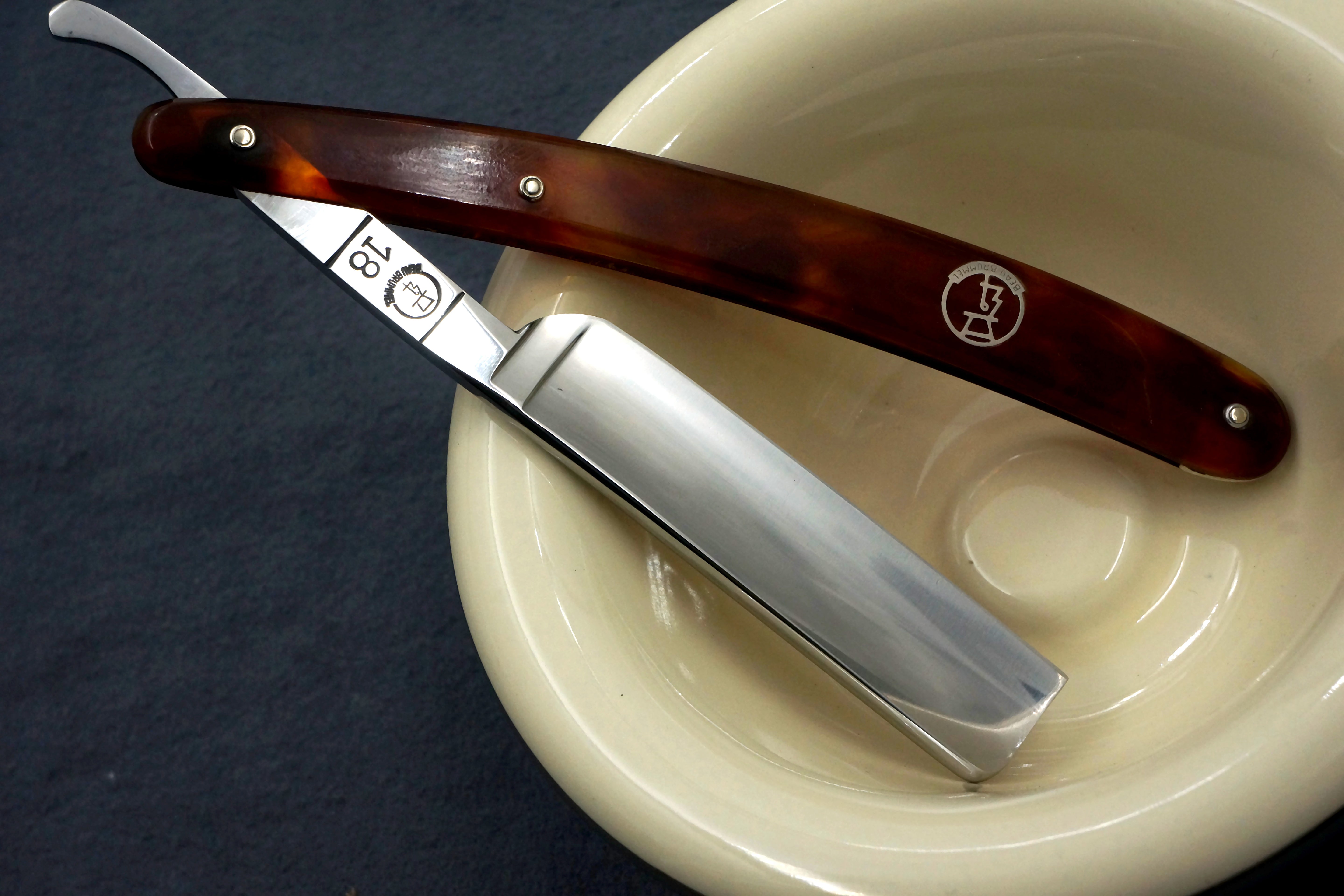 Beau Brummell No.18 11/16" Near Pristine Vintage Solingen Straight Razor - Shave Ready