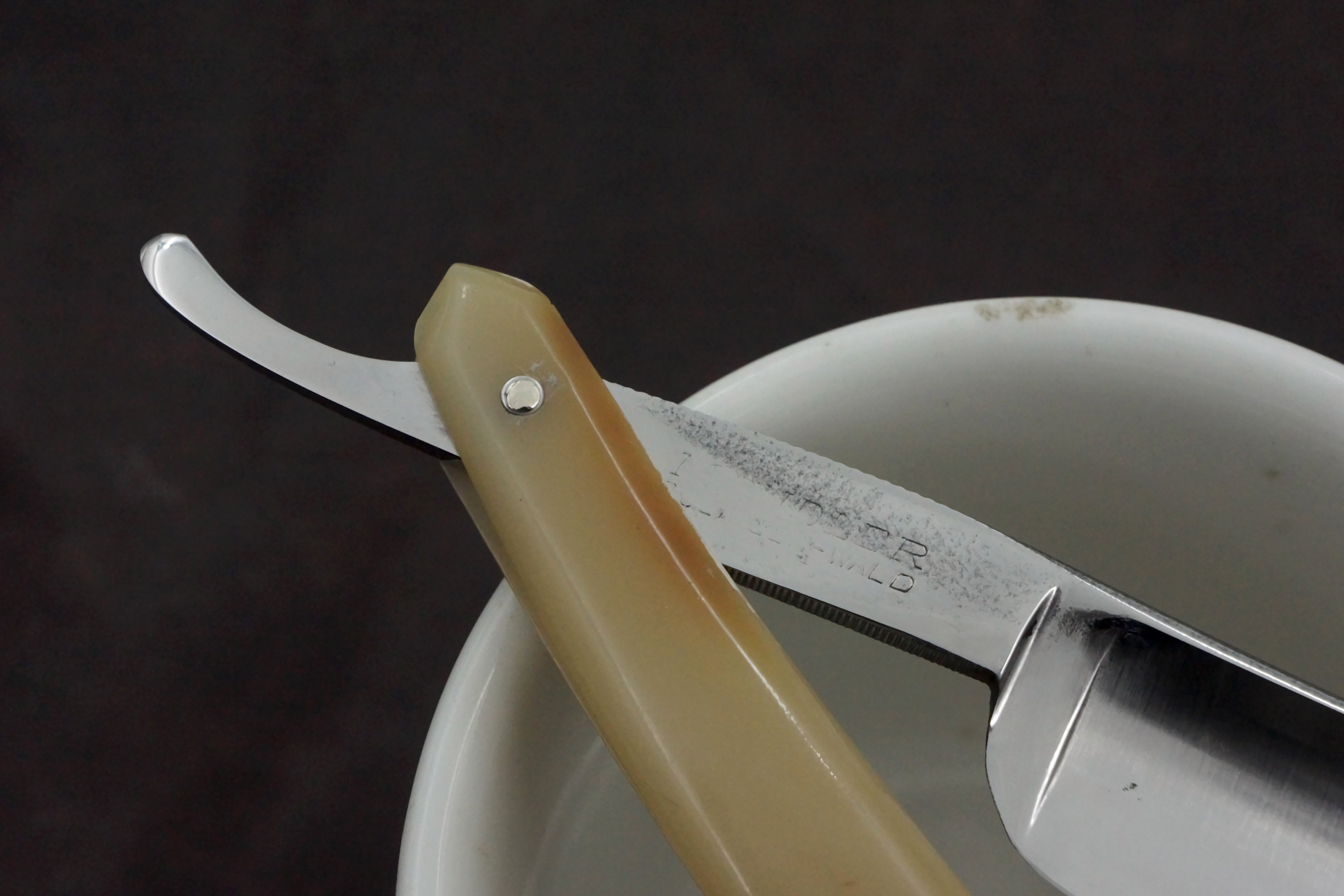 Fram No. 89 6/8 Full Hollow - Excellent+ Vintage Solingen Straight Razor - Shave Ready