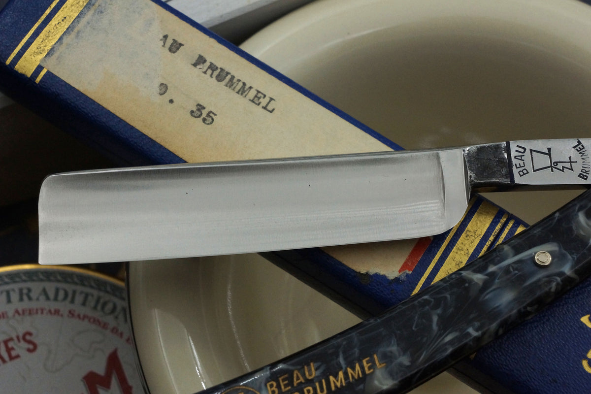 Rasoir droit vintage Solingen Beau Brummell No.35 5/8" presque impeccable - Prêt à raser 