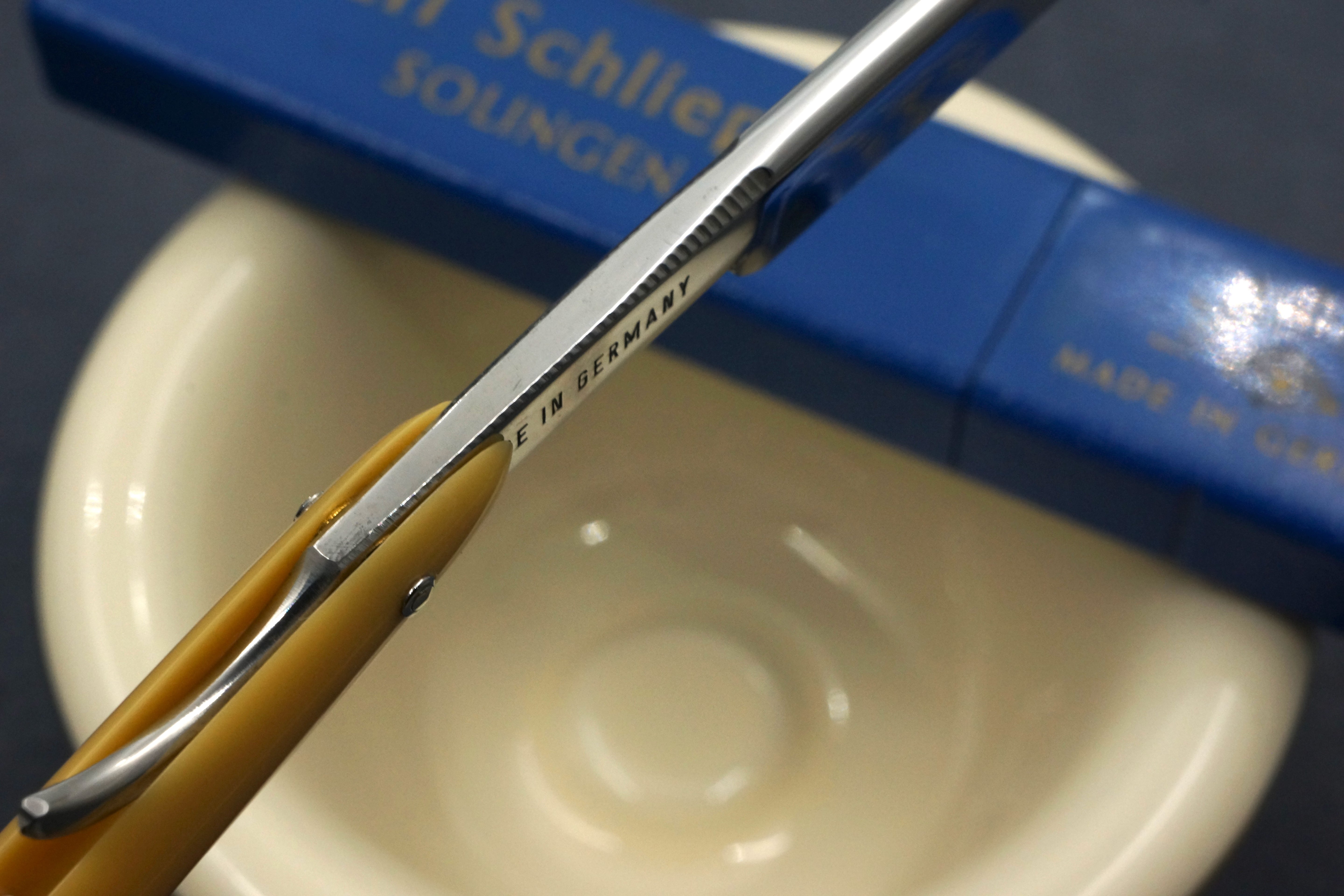 Carl Schlieper No. 501 - 11/16 Excellent Full Hollow - Vintage Solingen Straight Razor - Shave Ready