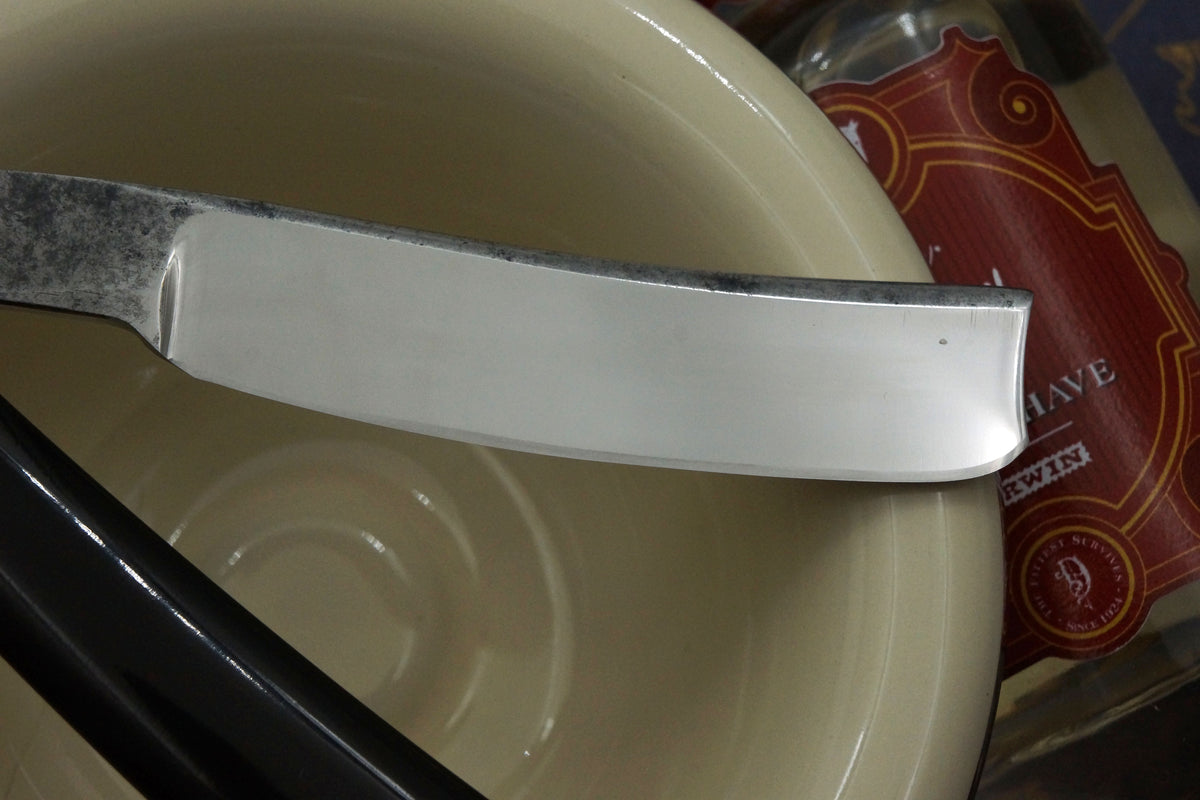 William Harrison - 6/8 Early 1800s Stubtail with Horn Scales - Fully Restored Sheffield Straight Razor - Shave Ready