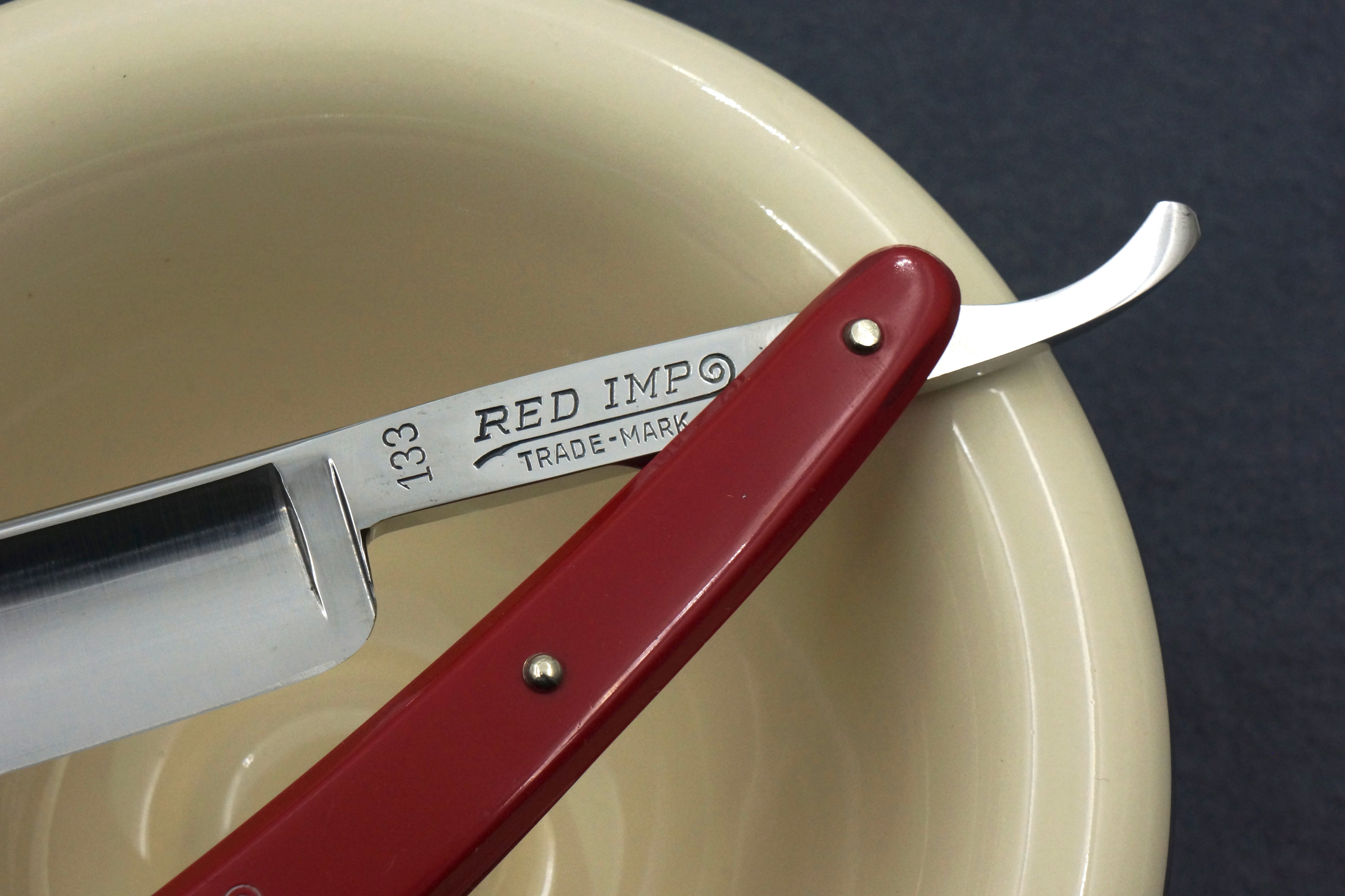 Morris Mfg. Co. - Near Pristine 11/16 "Red Imp" No.133 Full Hollow Blade - Solingen Straight Razor - Shave Ready