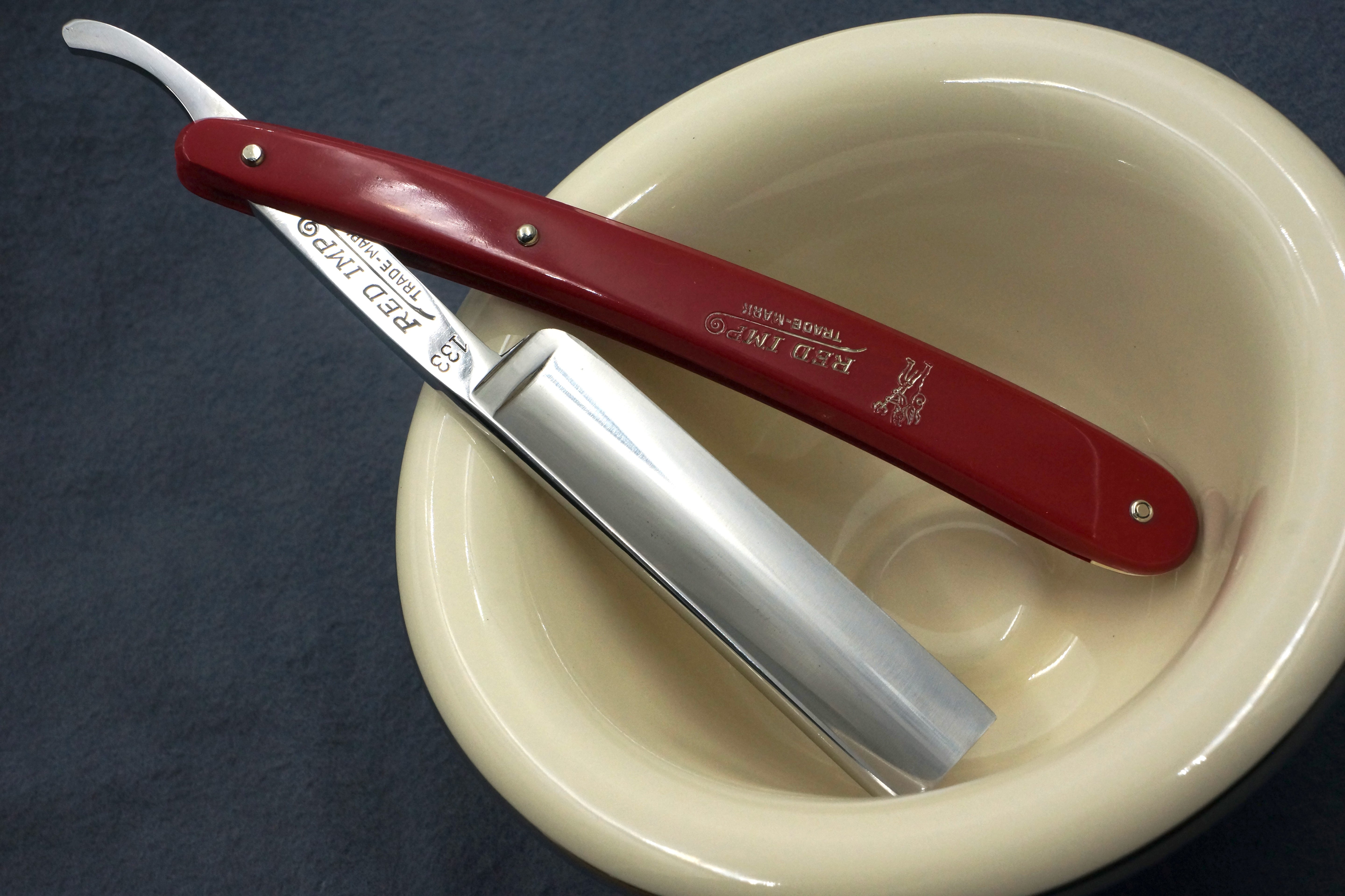 Morris Mfg. Co. - Near Pristine 11/16 "Red Imp" No.133 Full Hollow Blade - Solingen Straight Razor - Shave Ready