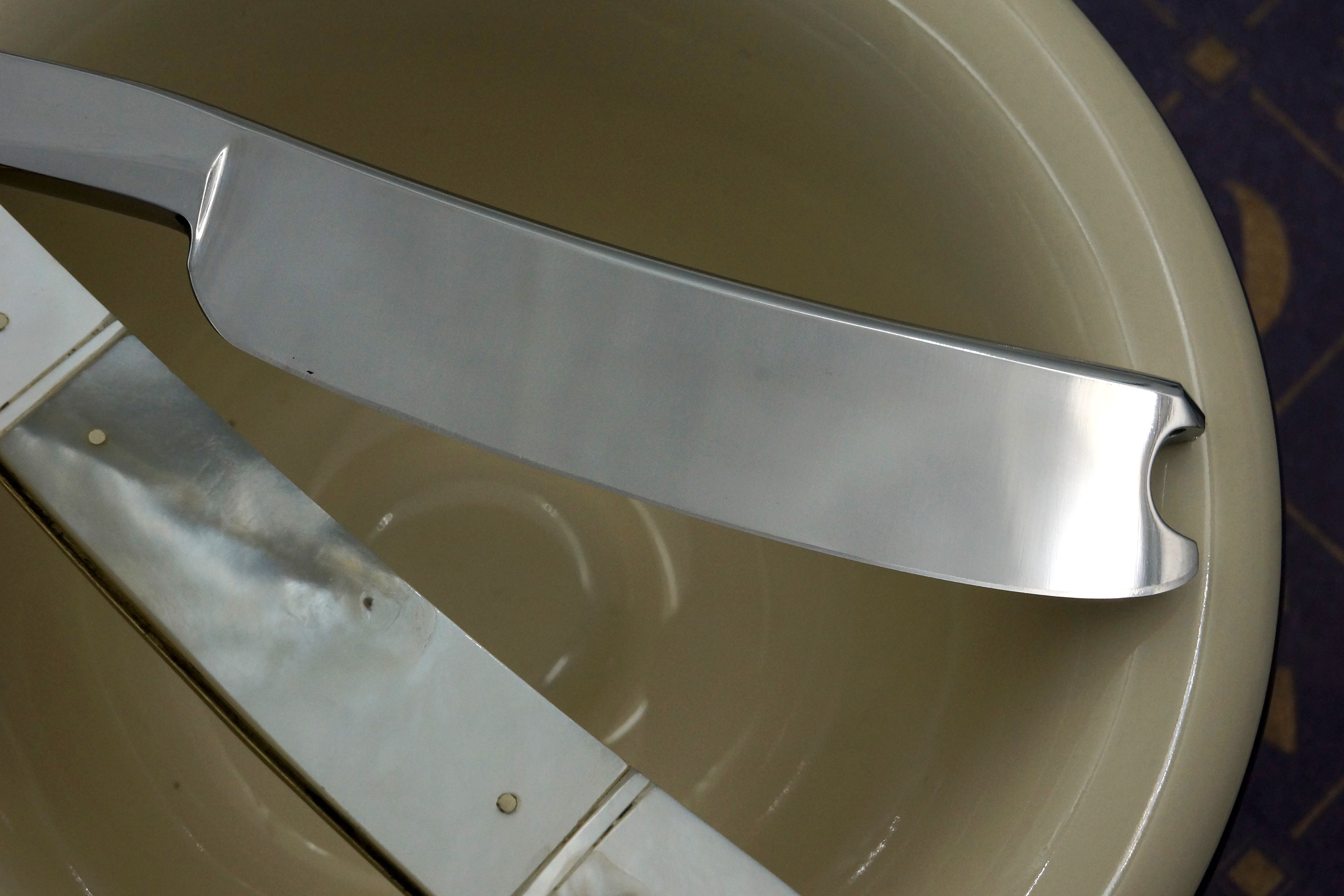 Joseph Elliot - 6/8 Blade with Mother of Pearl Scales - Fully Restored Sheffield Straight Razor - Shave Ready