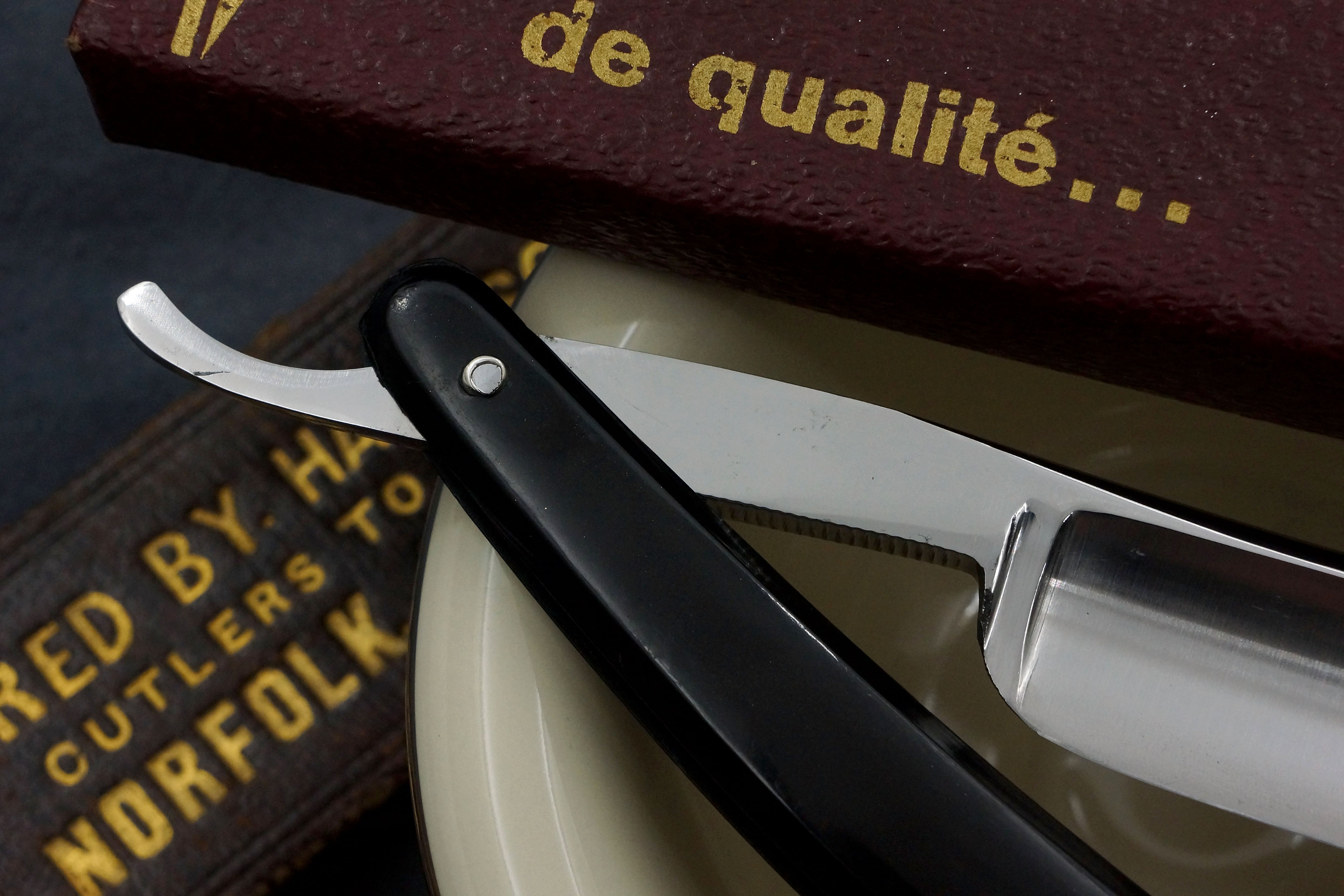 Fontenille Full Hollow 13/16 Etched Blade - Excellent Restored Vintage French Straight Razor - Shave Ready
