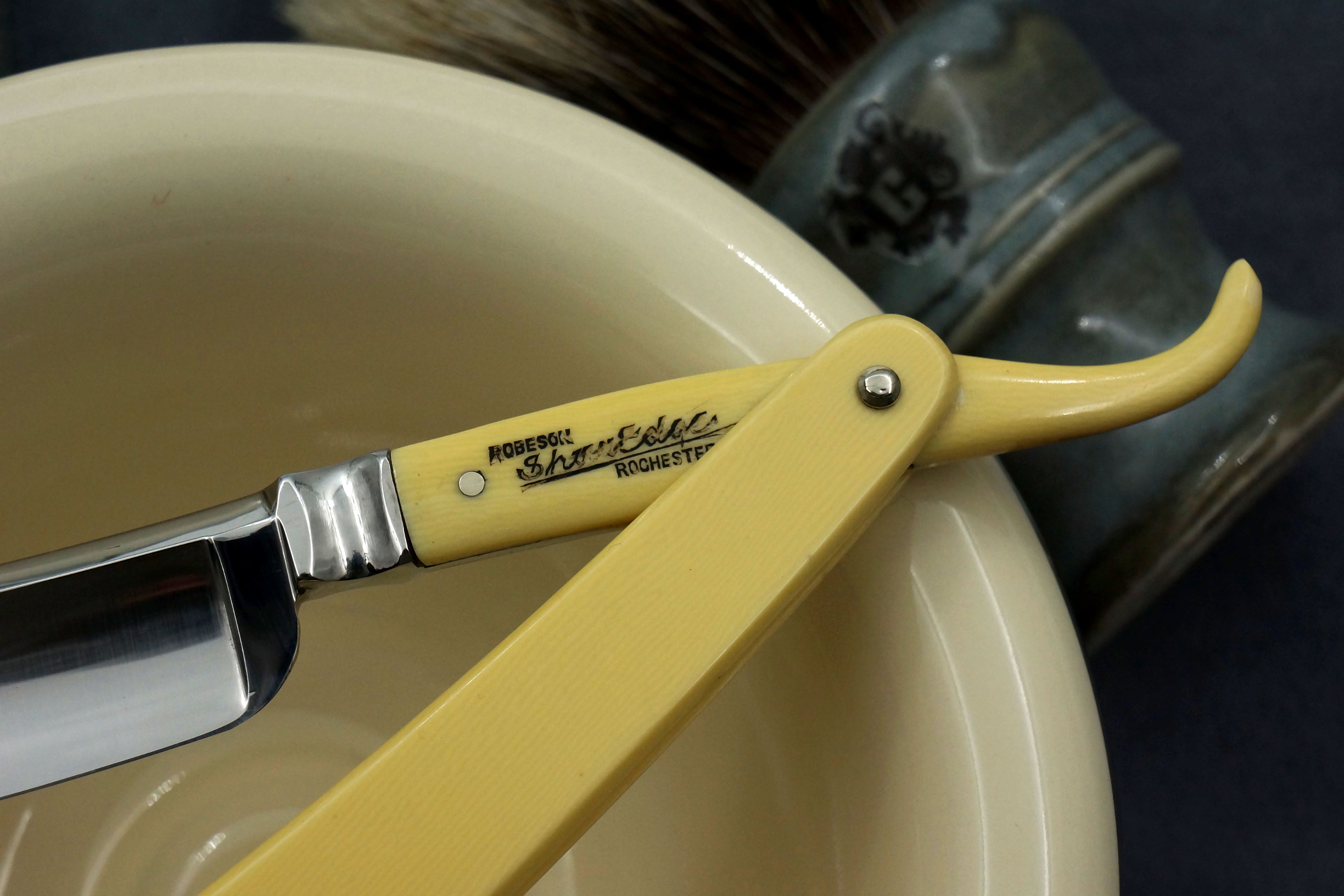 Robeson Full Hollow 11/16 Fancy Tang & Blade - Restored USA Straight Razor - Shave Ready