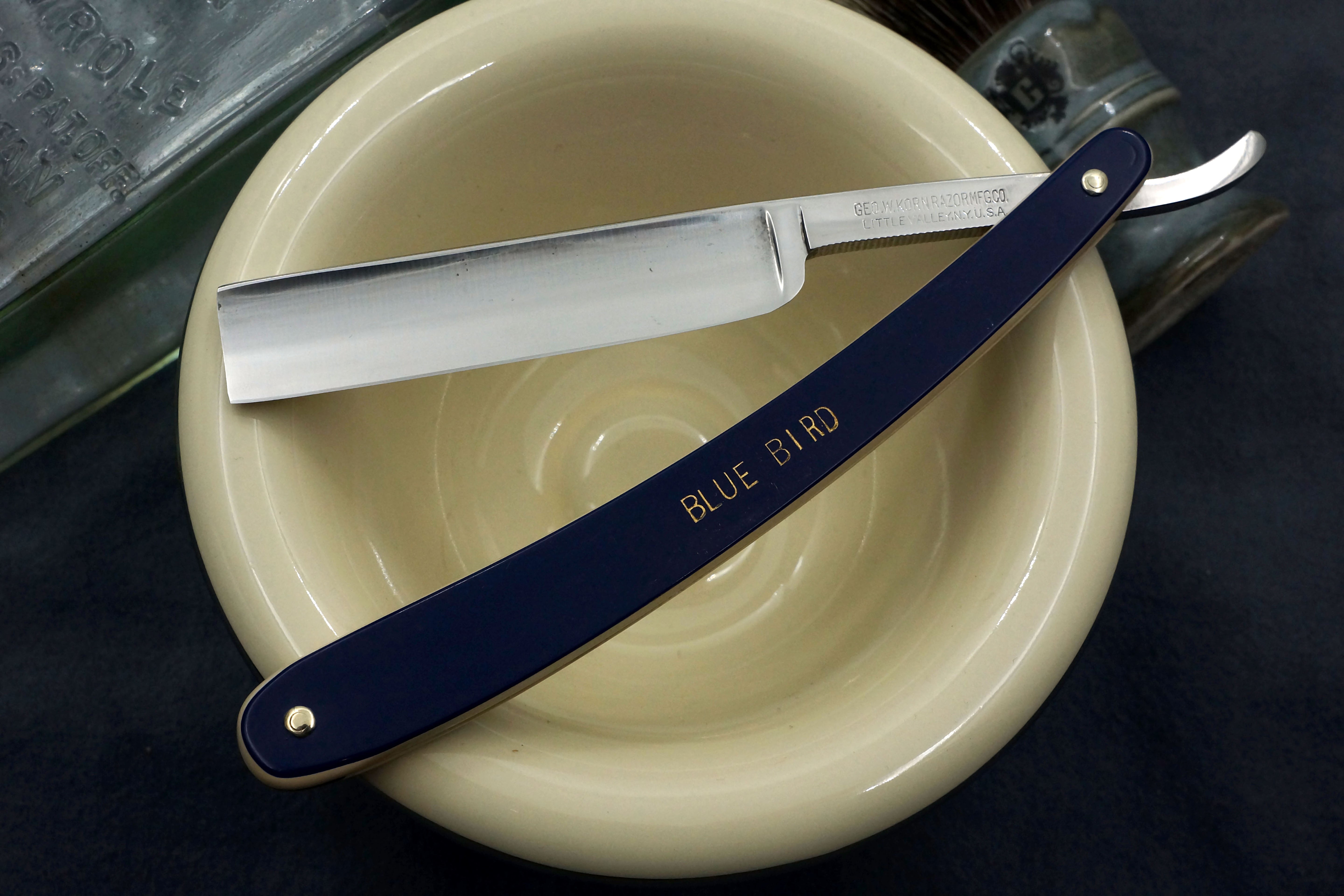 George W. Korn "Blue Bird" 5/8 Full Hollow Blade -Near Mint American Straight Razor - Shave Ready