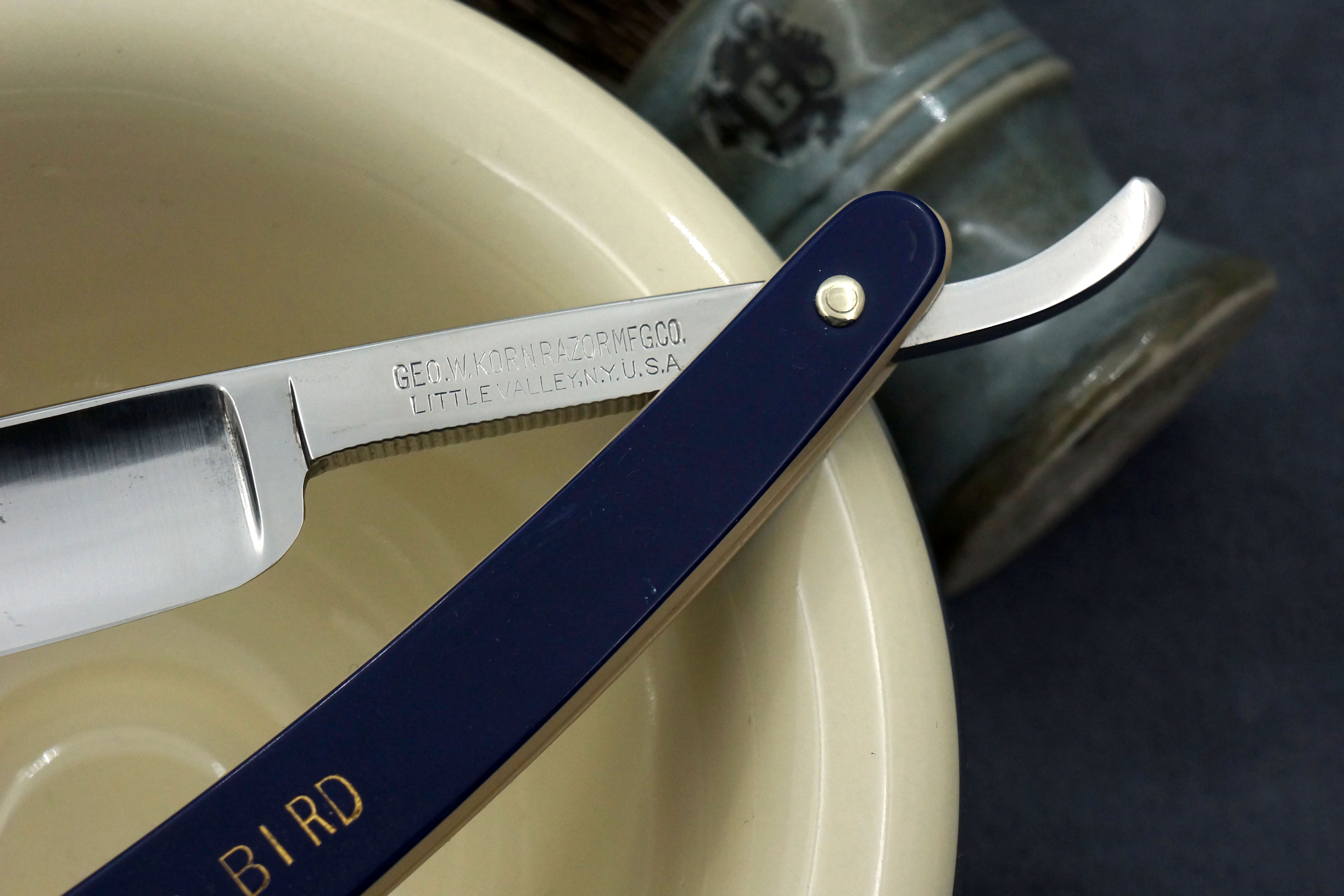 George W. Korn "Blue Bird" 5/8 Full Hollow Blade -Near Mint American Straight Razor - Shave Ready