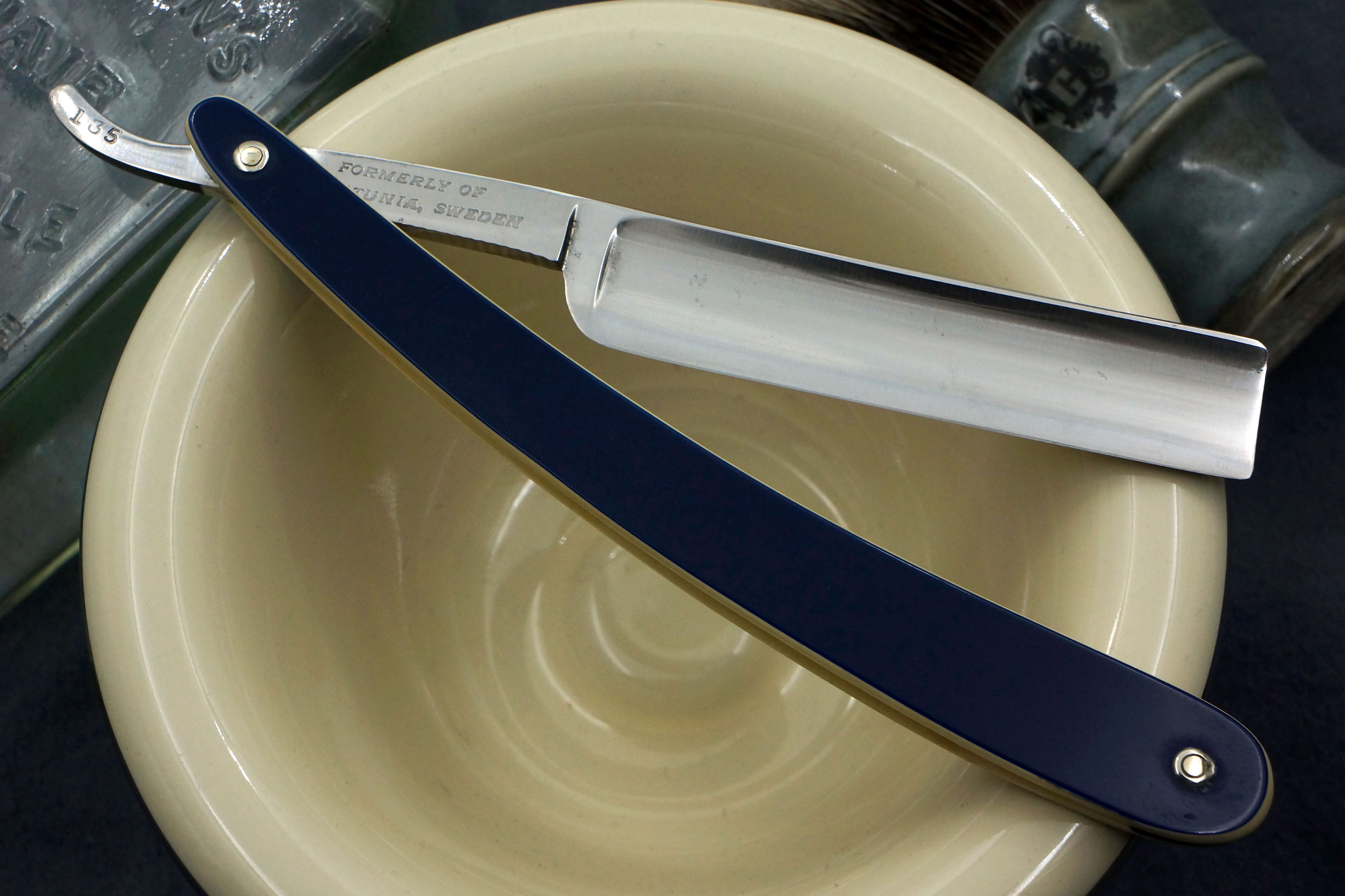 John Engstrom Jr. 5/8 Blade - Excellent ++ American Straight Razor - Shave Ready