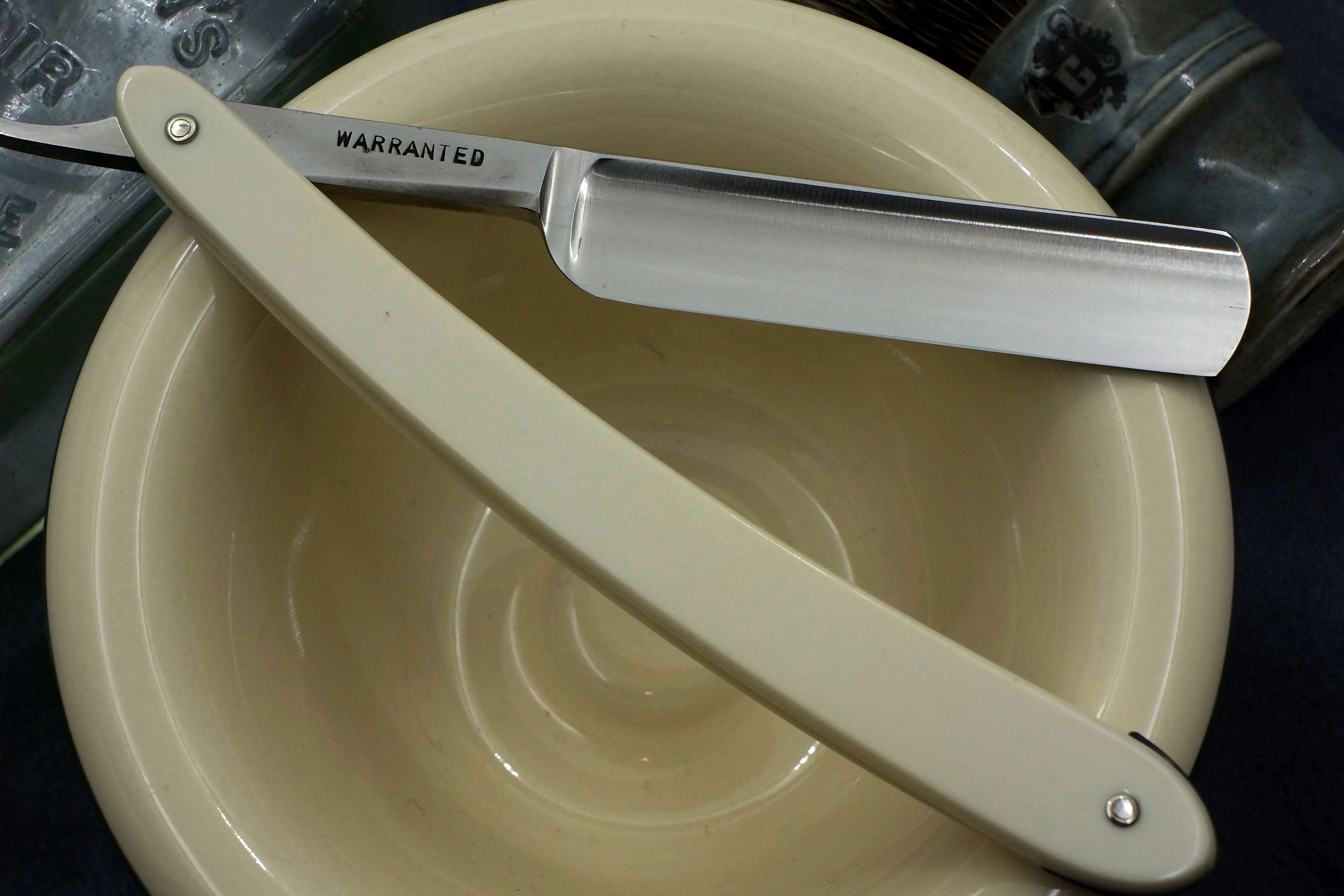H.M. Christensen 5/8 - Near Mint Vintage Brockton Mass. American Straight Razor - Shave Ready
