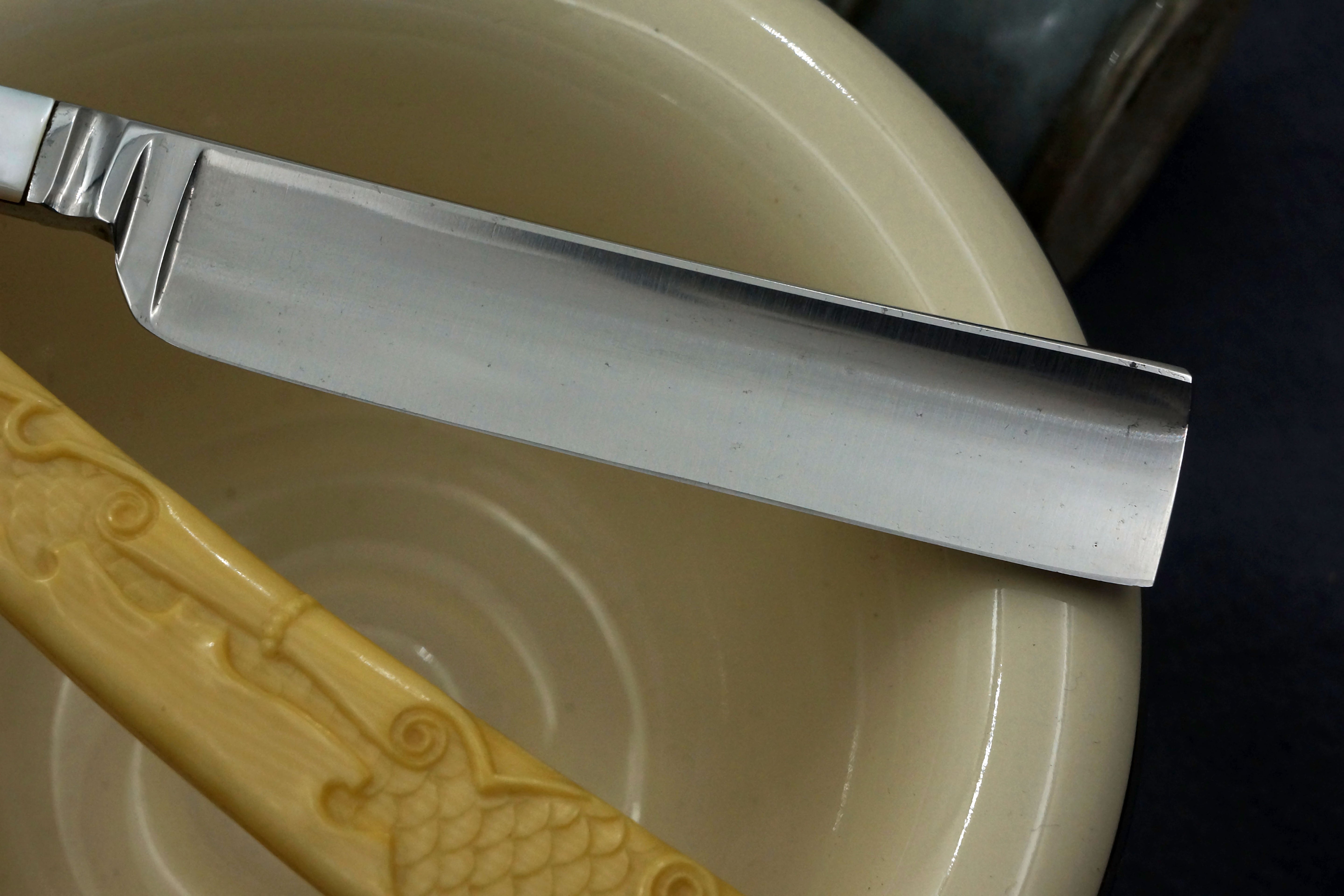 Challenge Cutlery Fancy Pearl Tang 5/8 Full Hollow Blade - Vintage American Straight Razor - Shave Ready