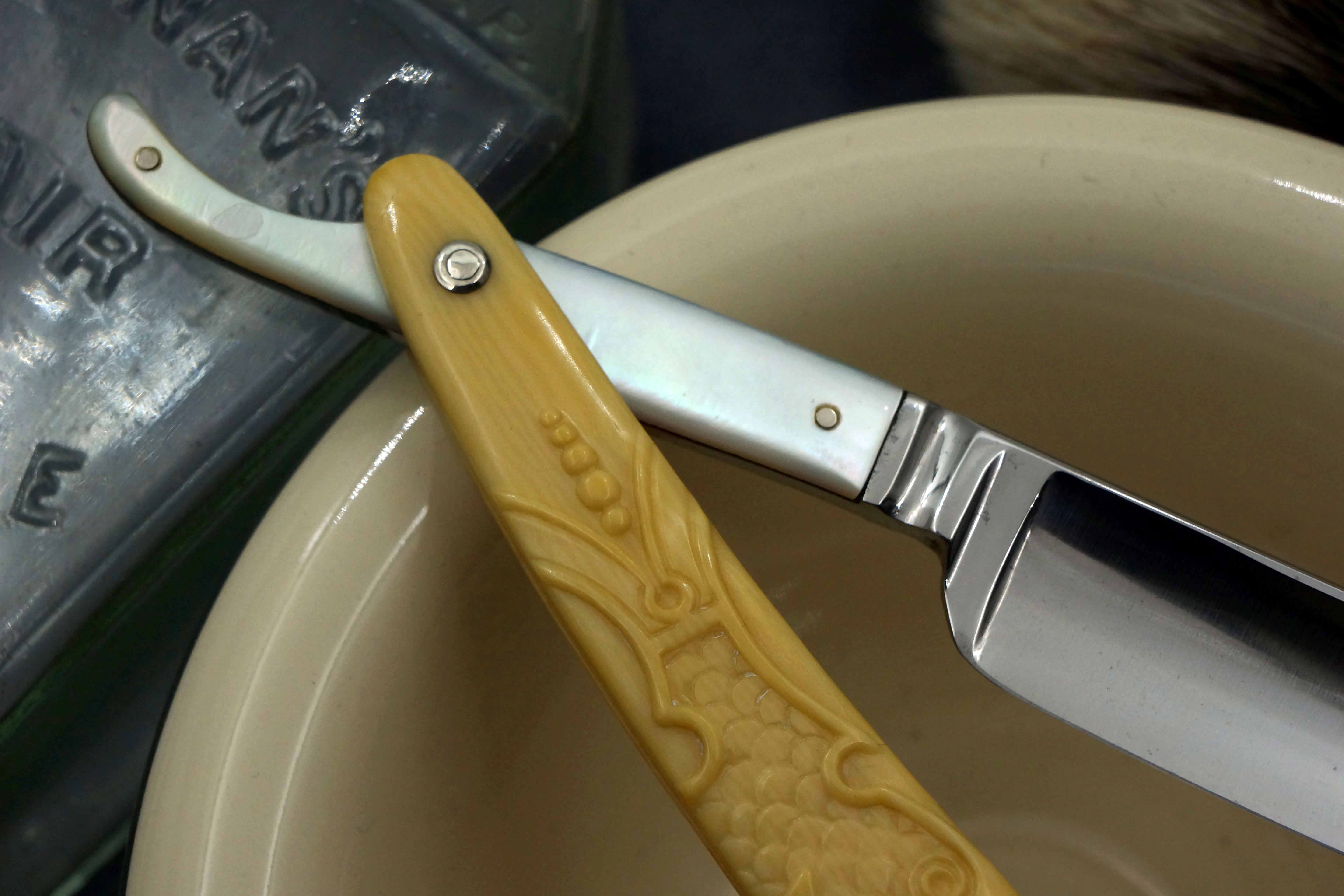 Challenge Cutlery Fancy Pearl Tang 5/8 Full Hollow Blade - Vintage American Straight Razor - Shave Ready