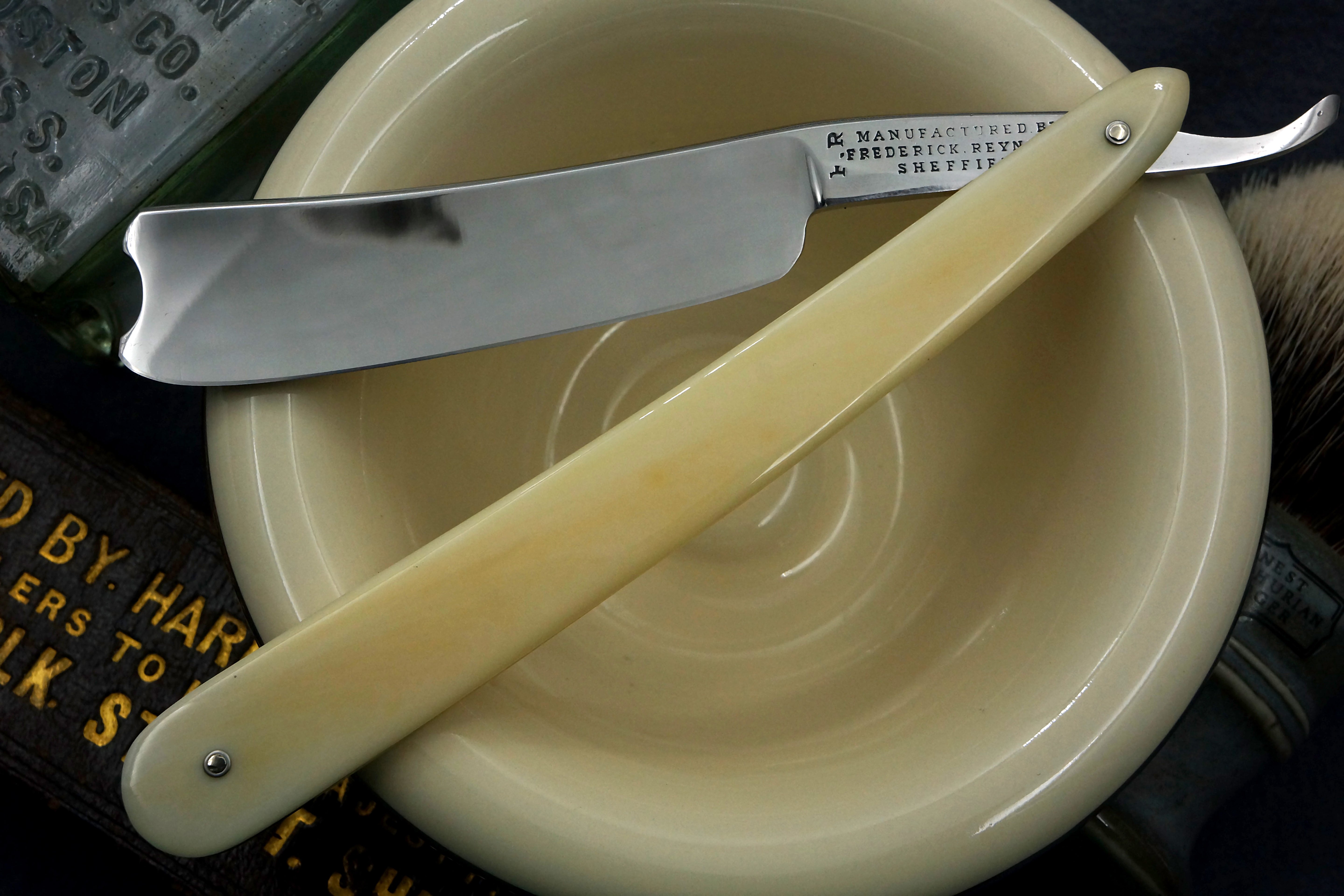 Frederick Reynolds 13/16 Near Wedge Blade with Ivory Scales - Fully Restored Sheffield Straight Razor - Shave Ready